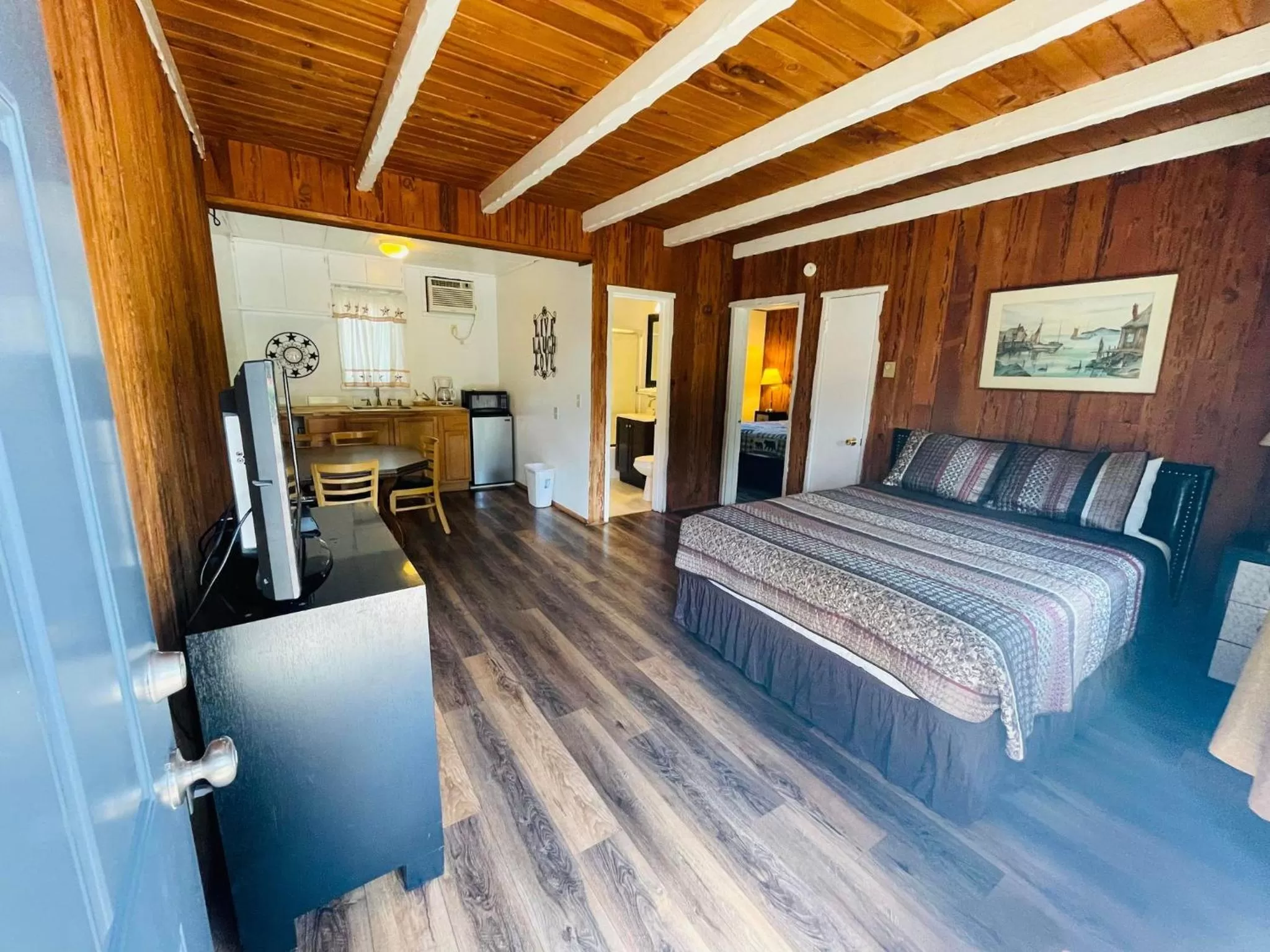 Bed in Riverfront Lodging