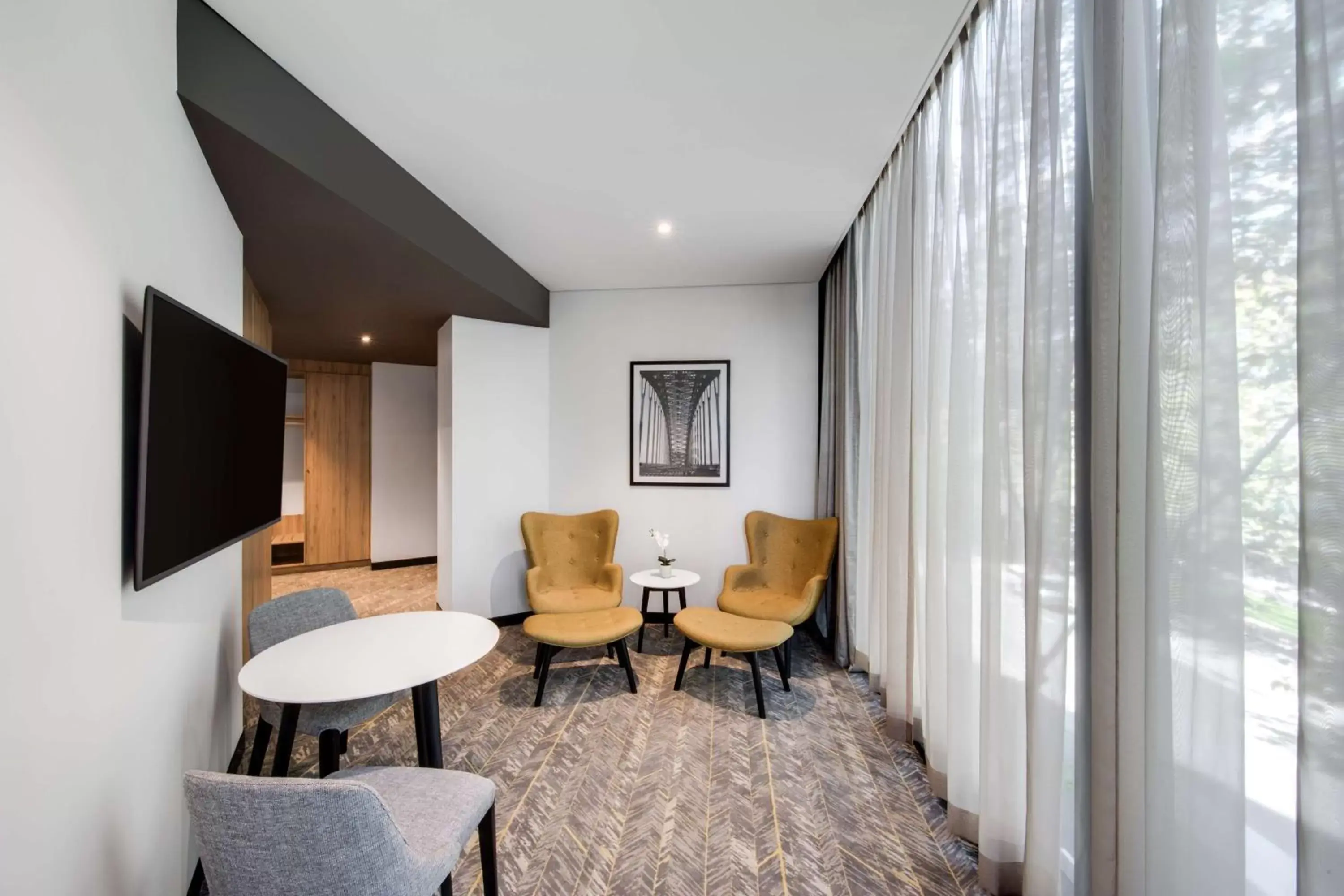 Bedroom, Seating Area in Vibe Hotel North Sydney