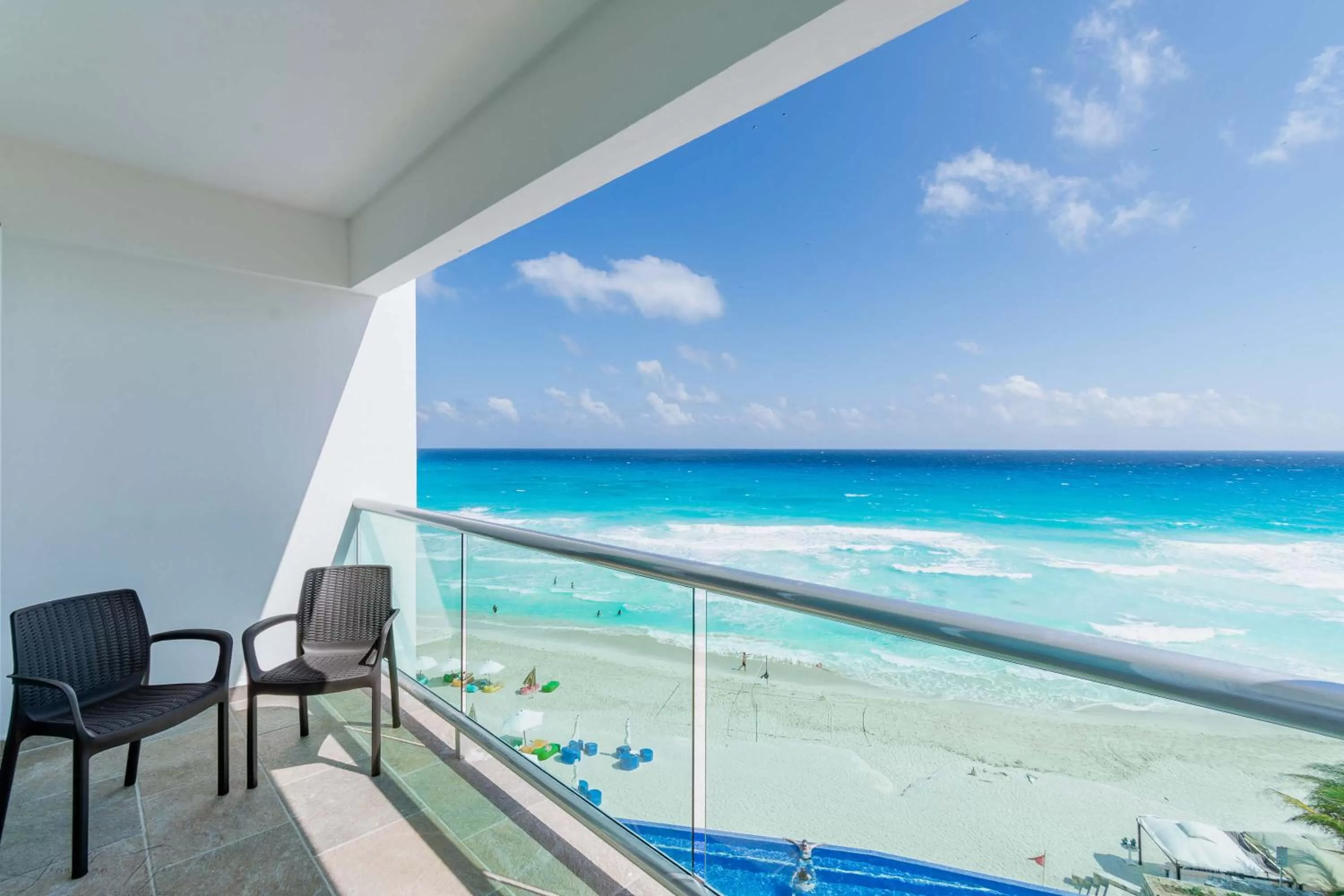 Balcony/Terrace in Ocean Dream Cancun by GuruHotel