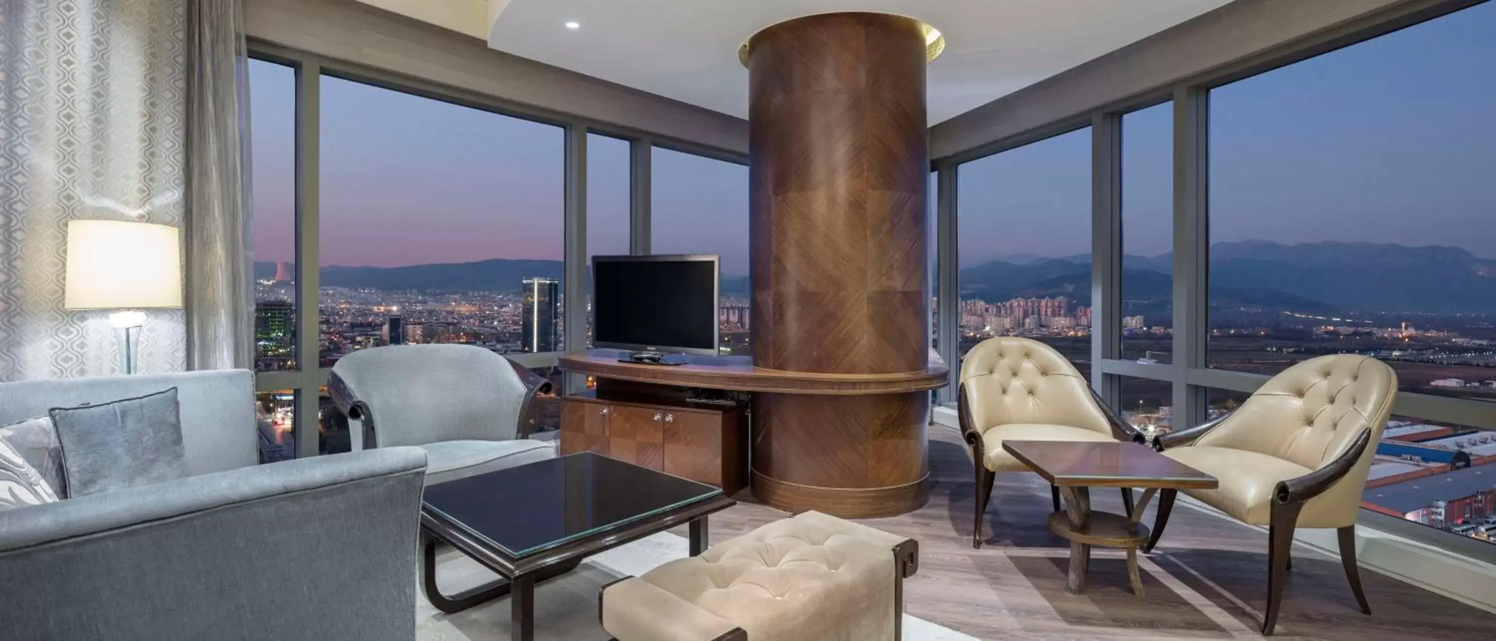 Living room, Seating Area in Hilton Bursa Convention Center & Spa
