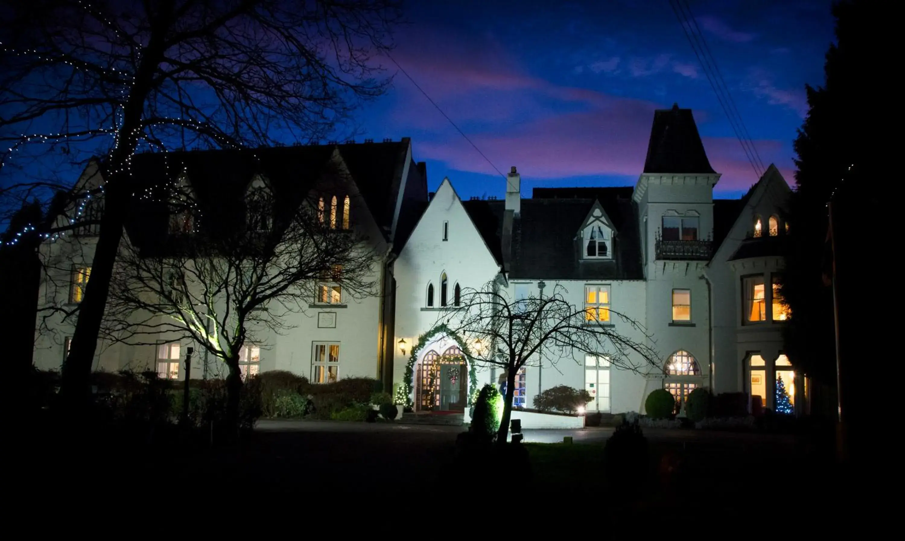 Property Building in Glen-Yr-Afon House Hotel