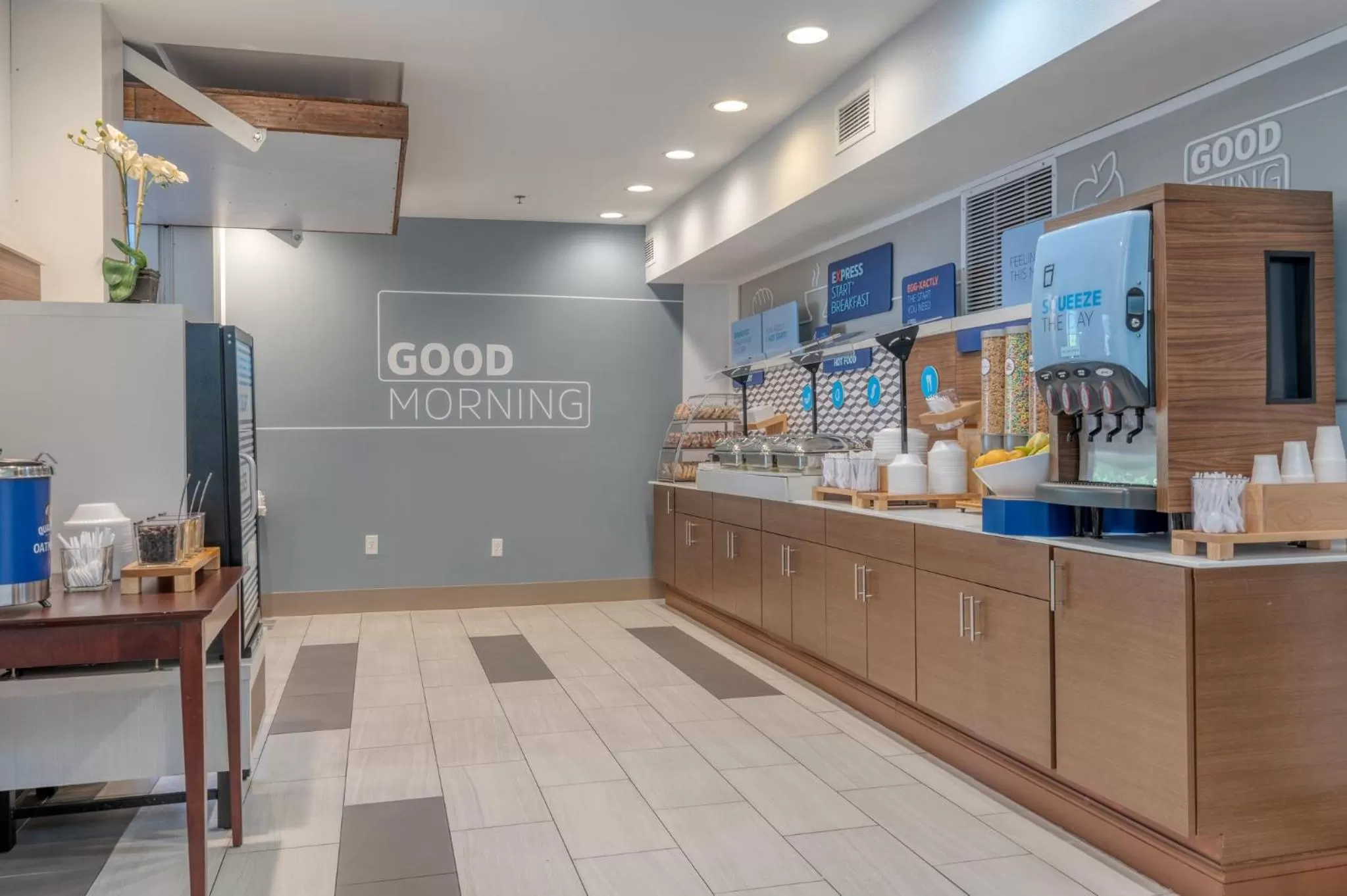 Breakfast in Holiday Inn Express Hotel & Suites Thornburg-S. Fredericksburg by IHG