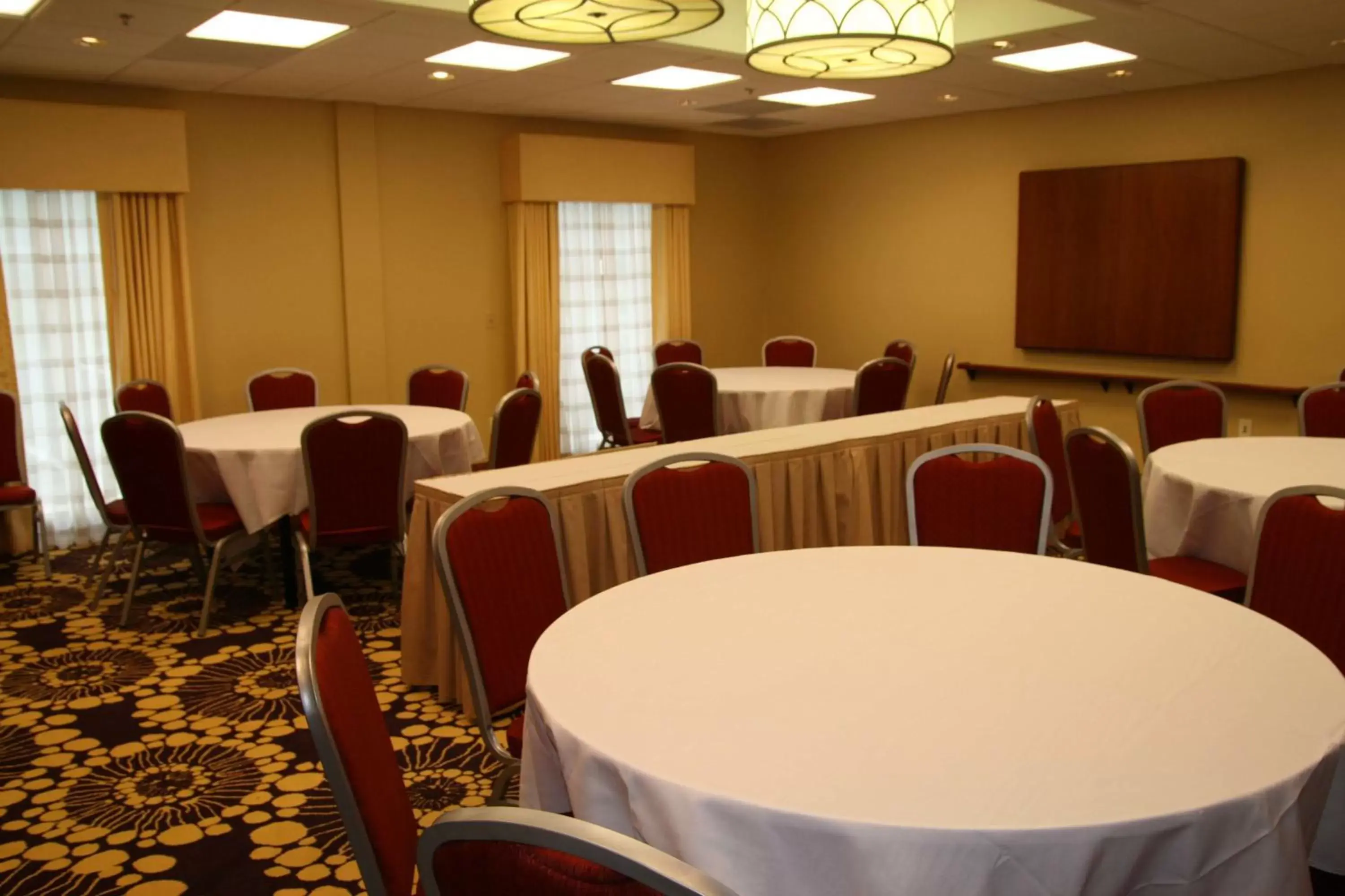 Meeting/conference room in Hampton Inn Richmond - Airport