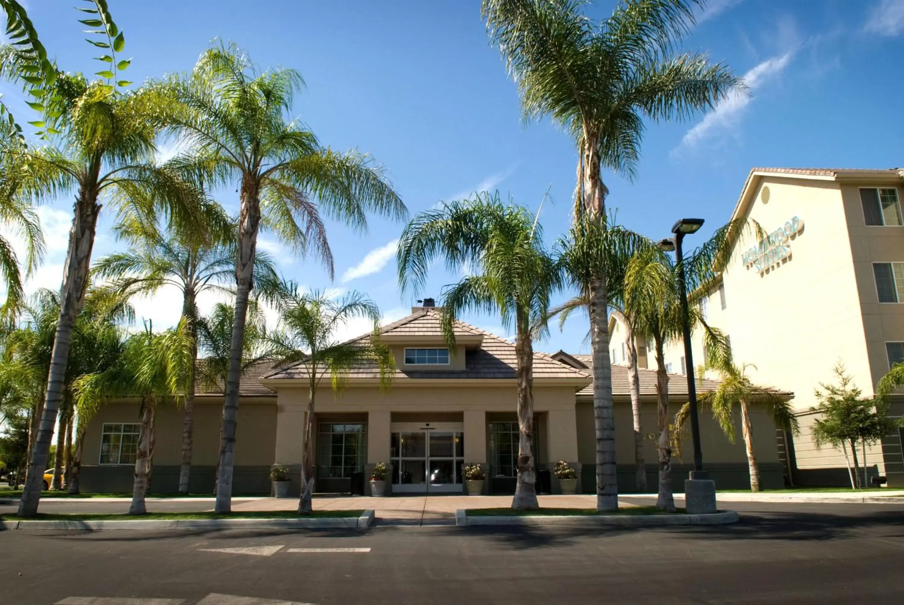 Property Building in Homewood Suites Bakersfield