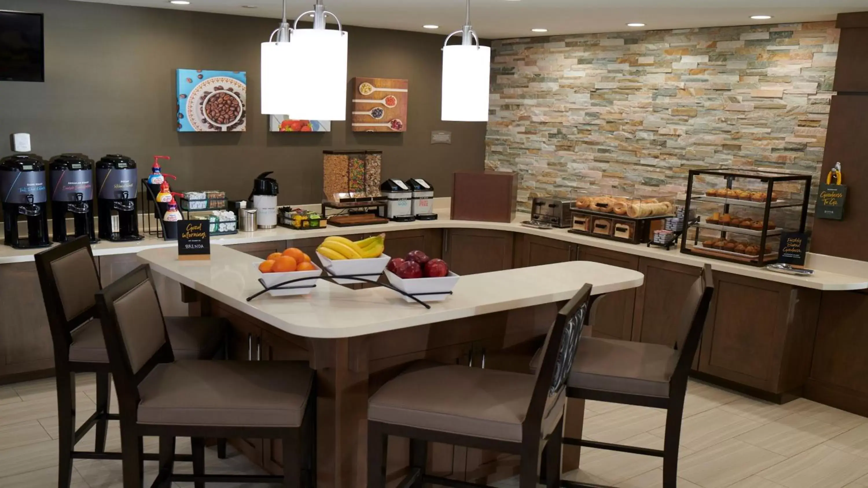 Restaurant/Places to Eat in Staybridge Suites - Southgate - Detroit Area, an IHG Hotel