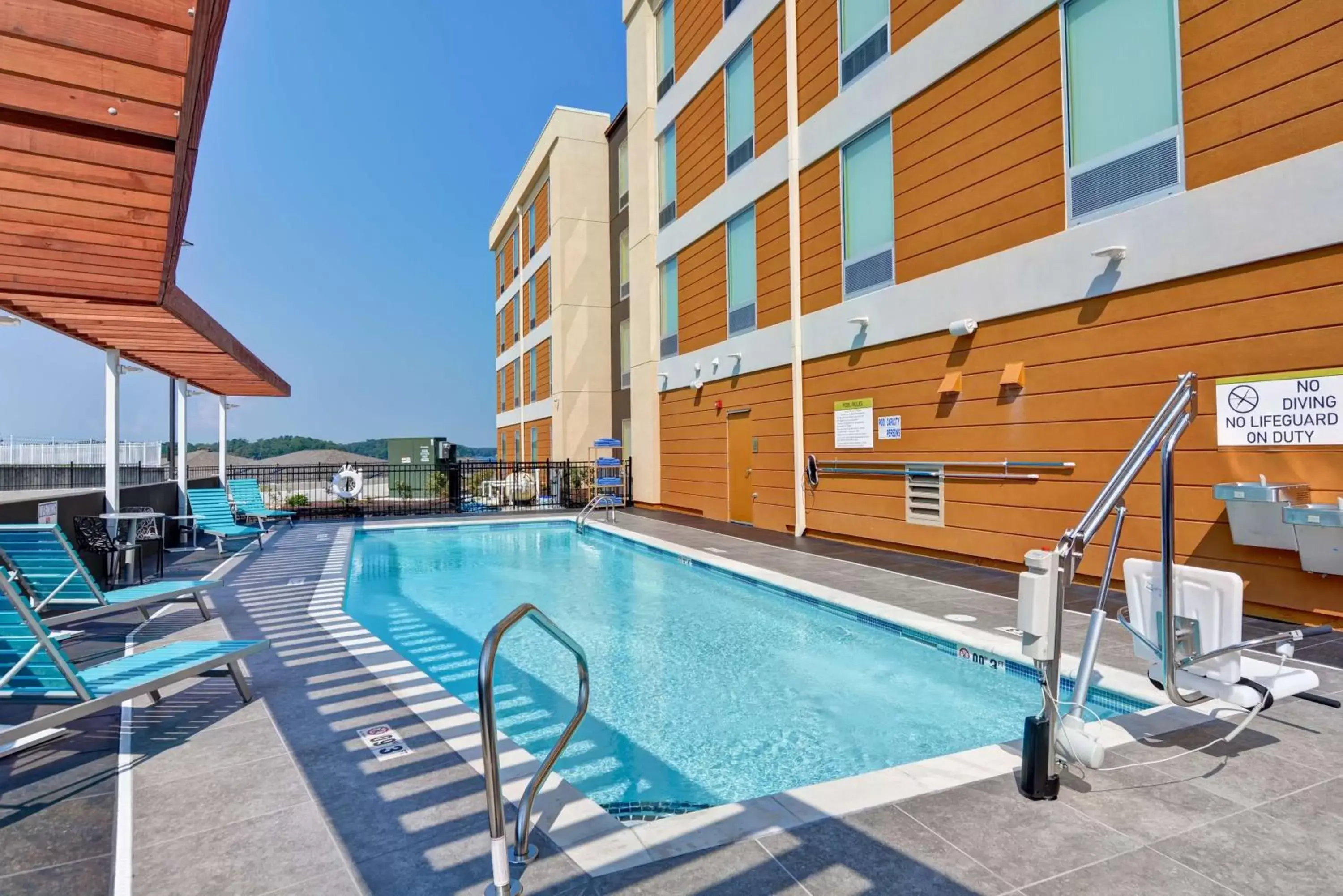 Swimming Pool in Home2 Suites By Hilton Hot Springs
