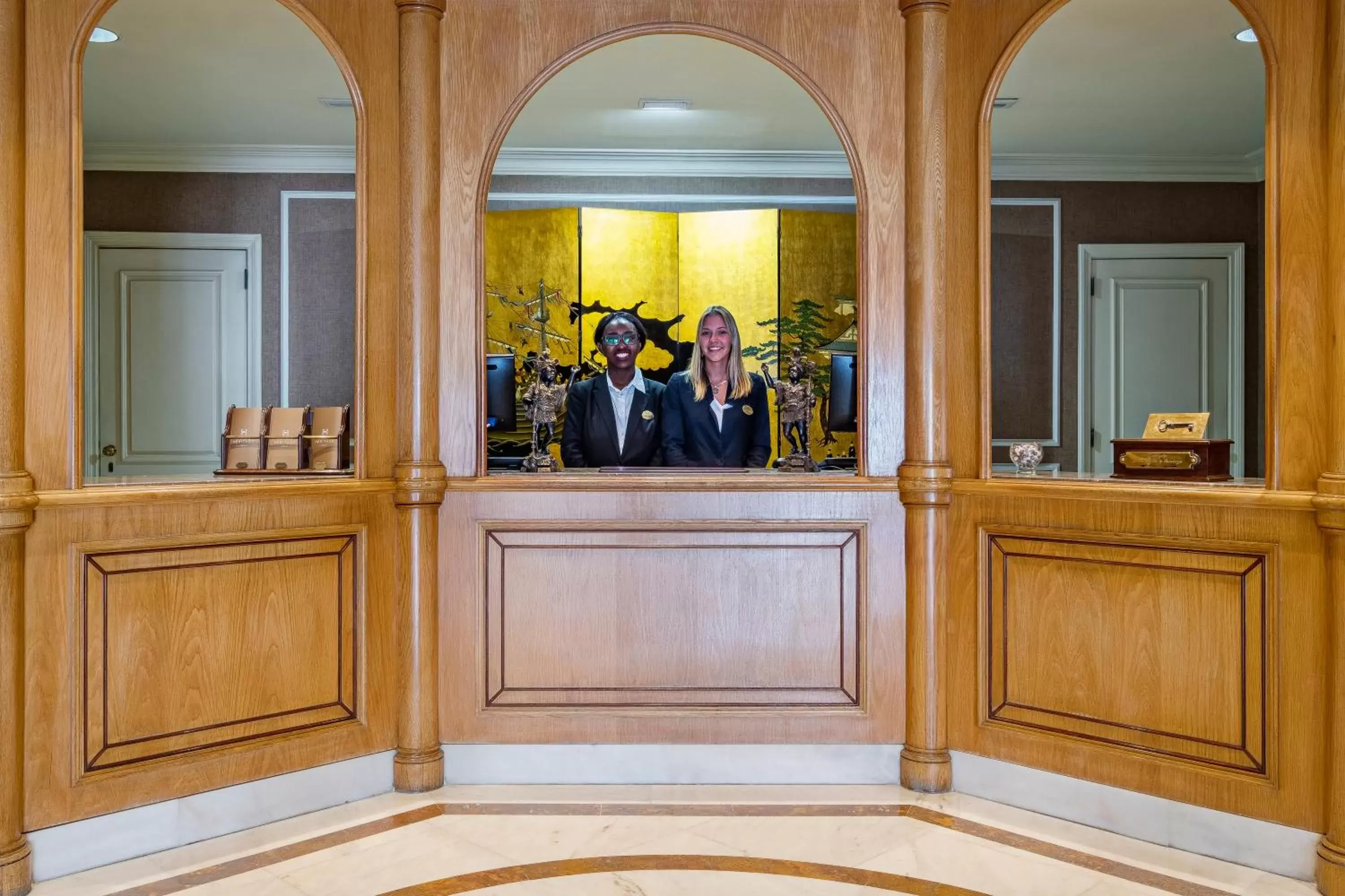 Lobby or reception, Staff in Hotel Lisboa Plaza - Lisbon Heritage Collection - Avenida