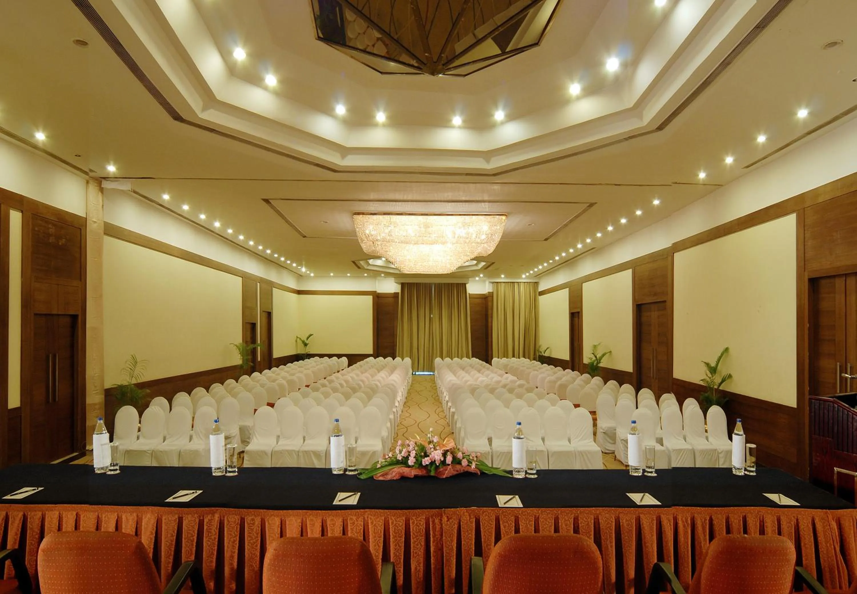 Banquet/Function facilities in The Manohar Hyderabad