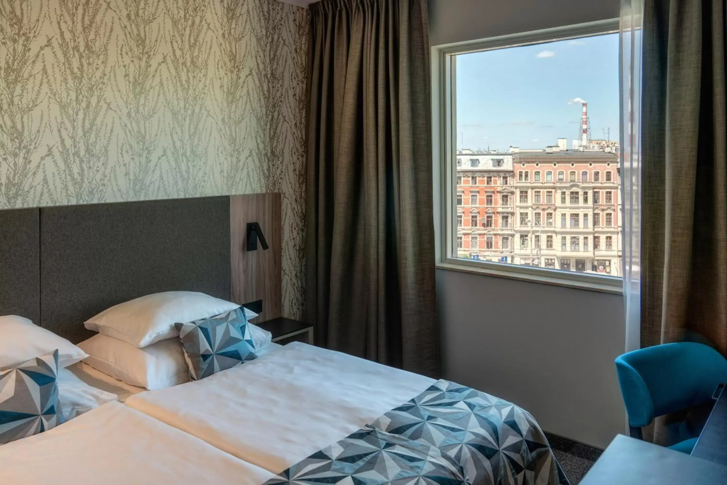 Bed in HP Park Plaza Bed in HP Park Plaza