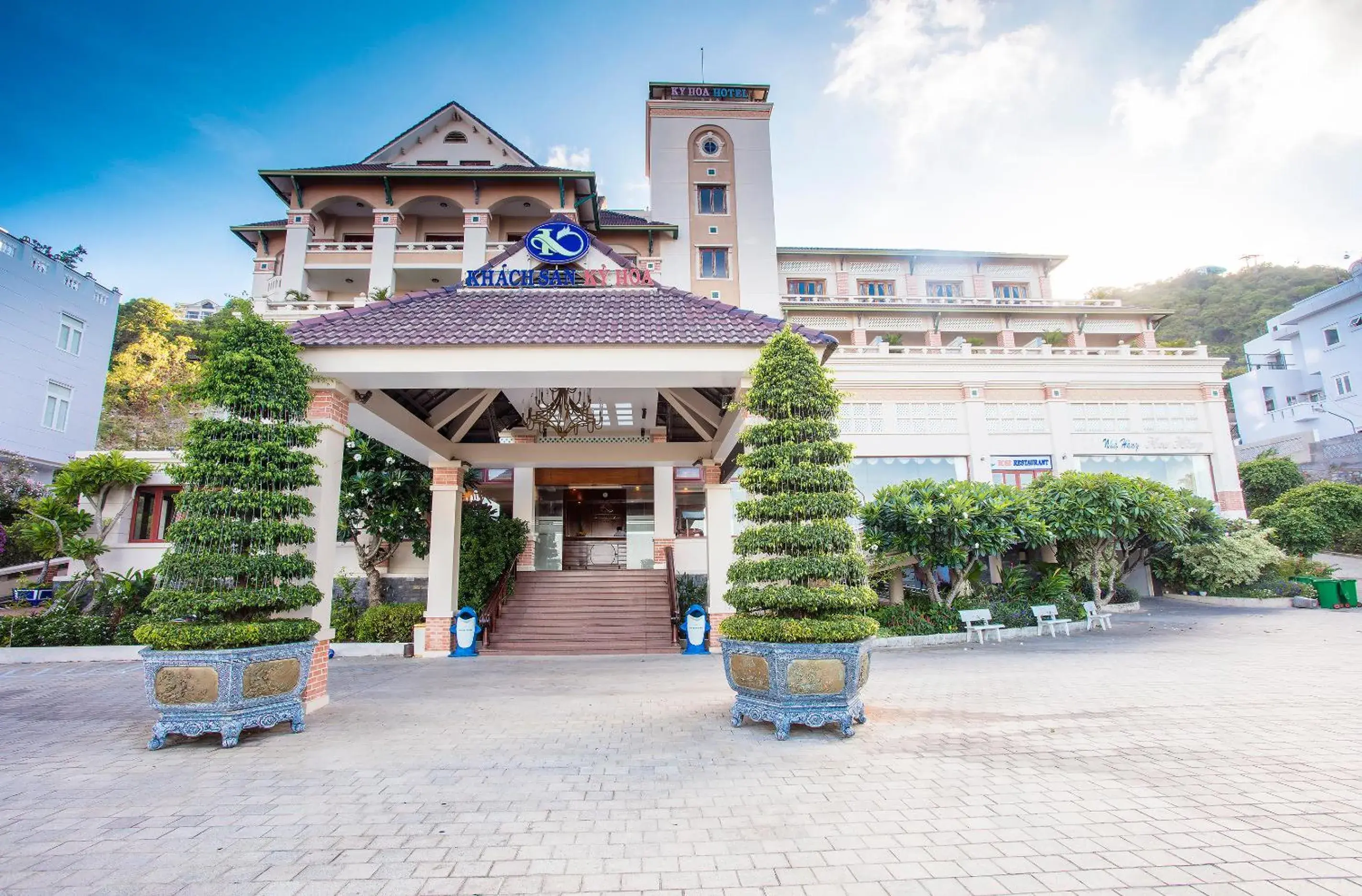 Property Building in Beachfront Hotel