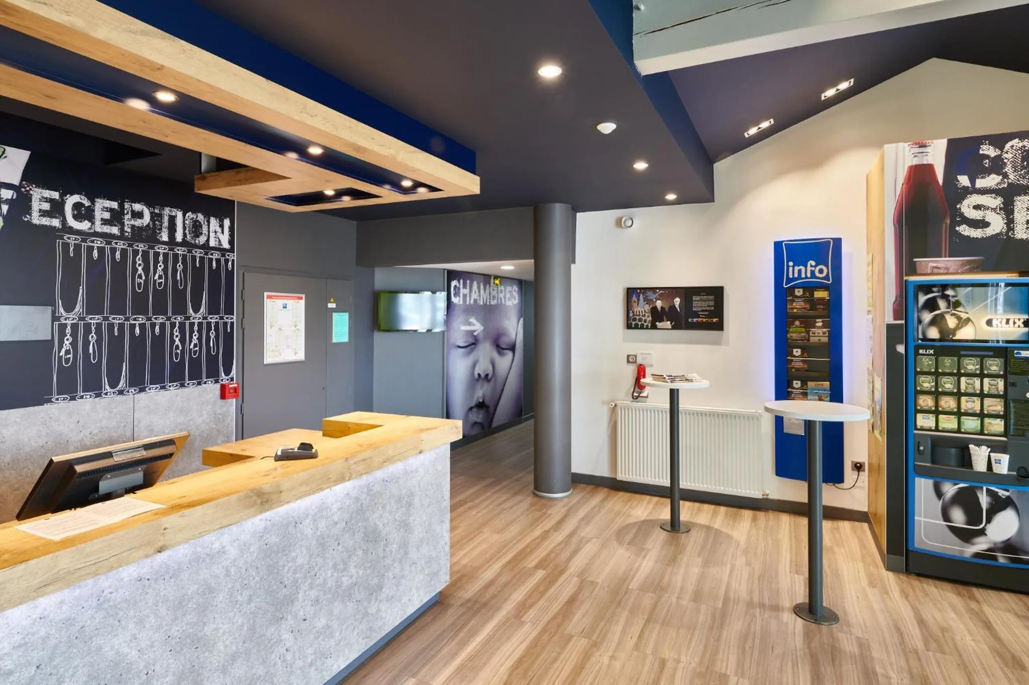 Lobby or reception in ibis budget Saint Paul Les Dax