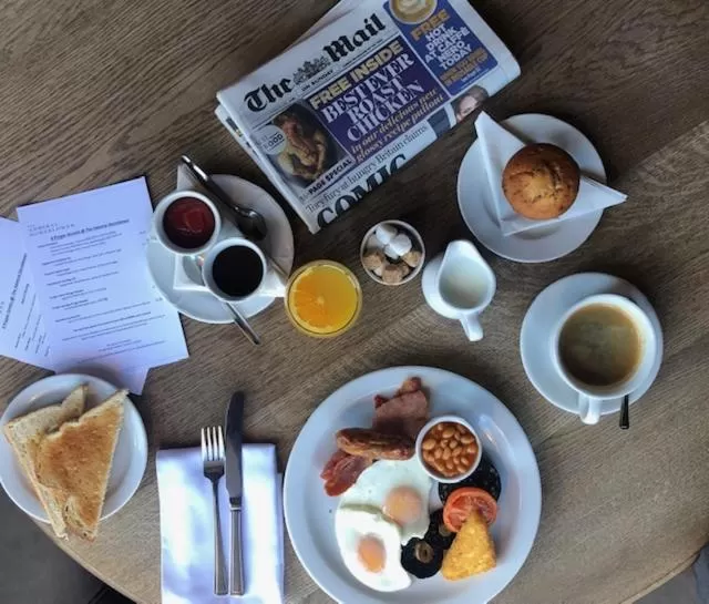 Breakfast in The Admiral Hornblower