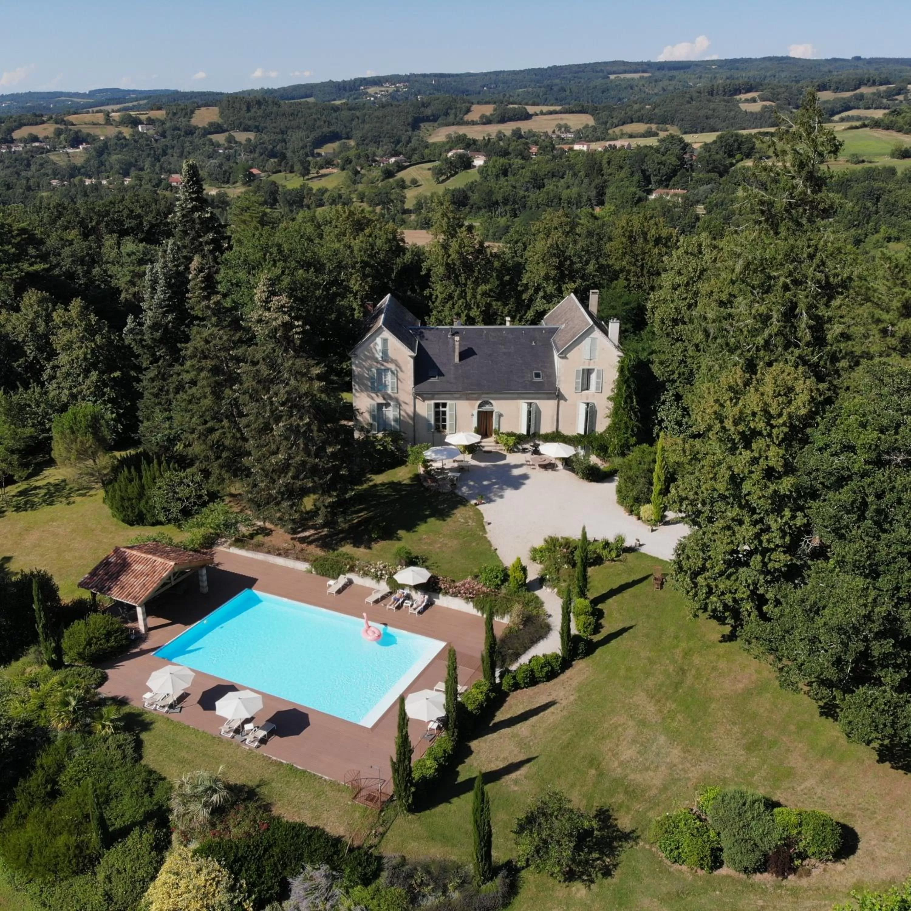 Bird's eye view in Domaine Le Castelet