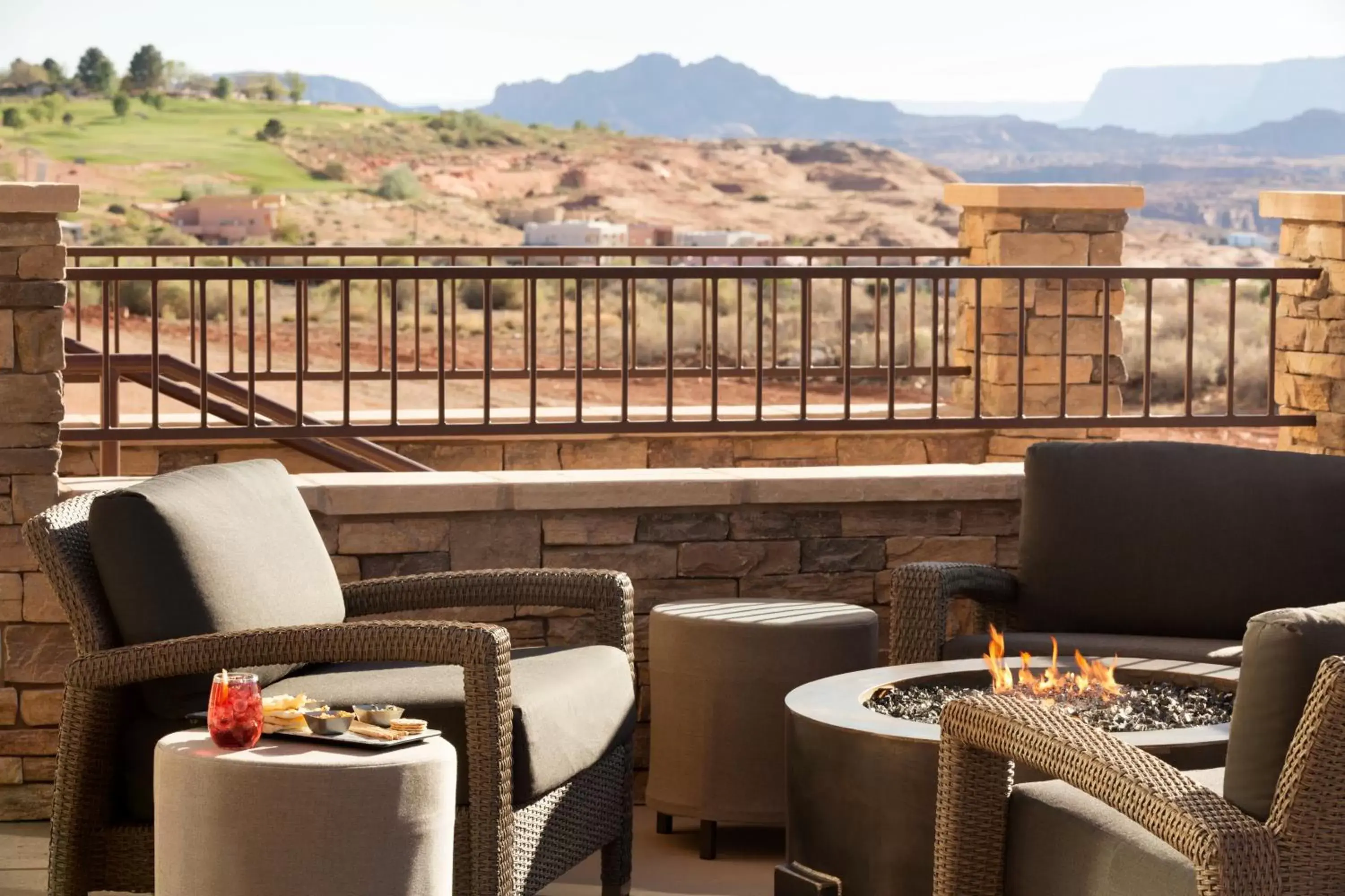 Patio in Hyatt Place Page Lake Powell