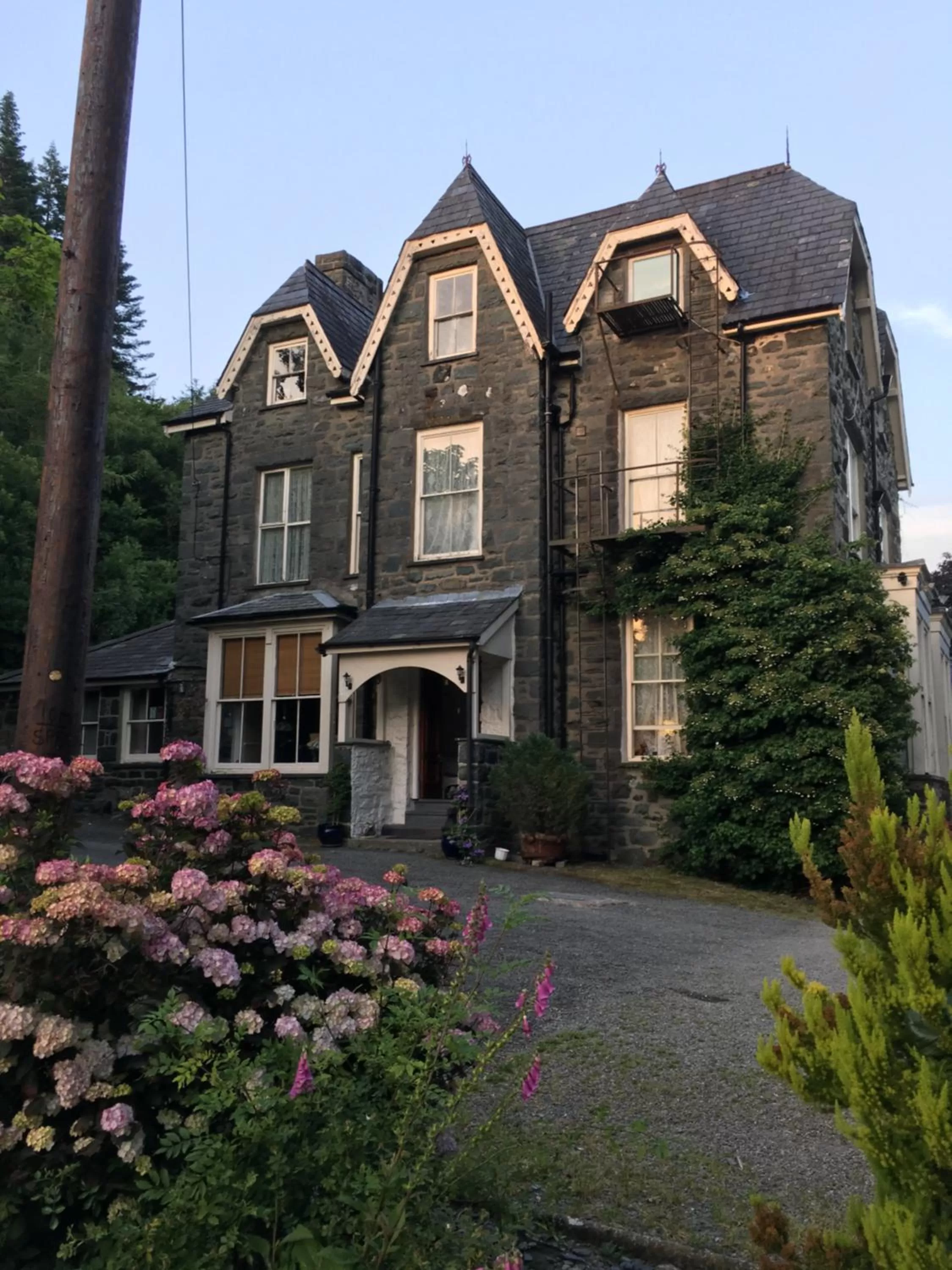 Facade/entrance in Trem Hyfryd B&B