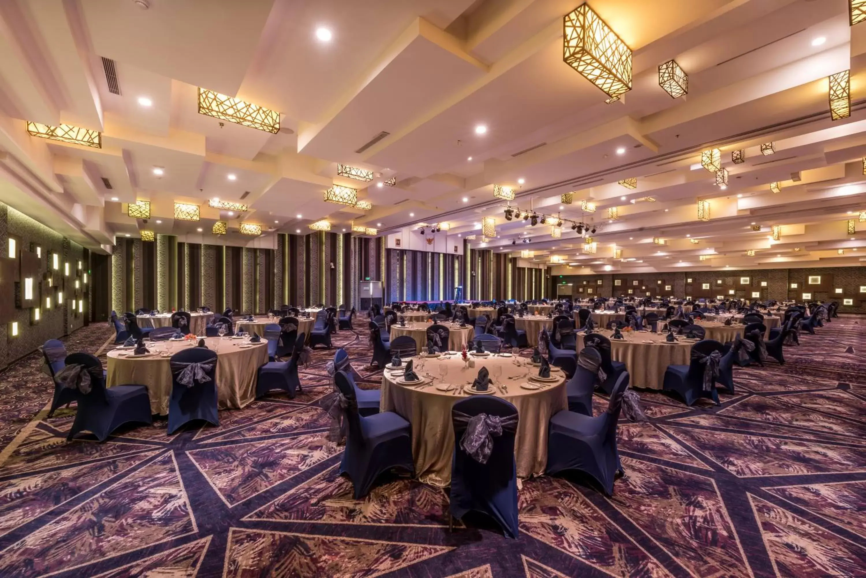 Banquet/Function facilities, Banquet Facilities in Holiday Inn Cikarang Jababeka, an IHG Hotel