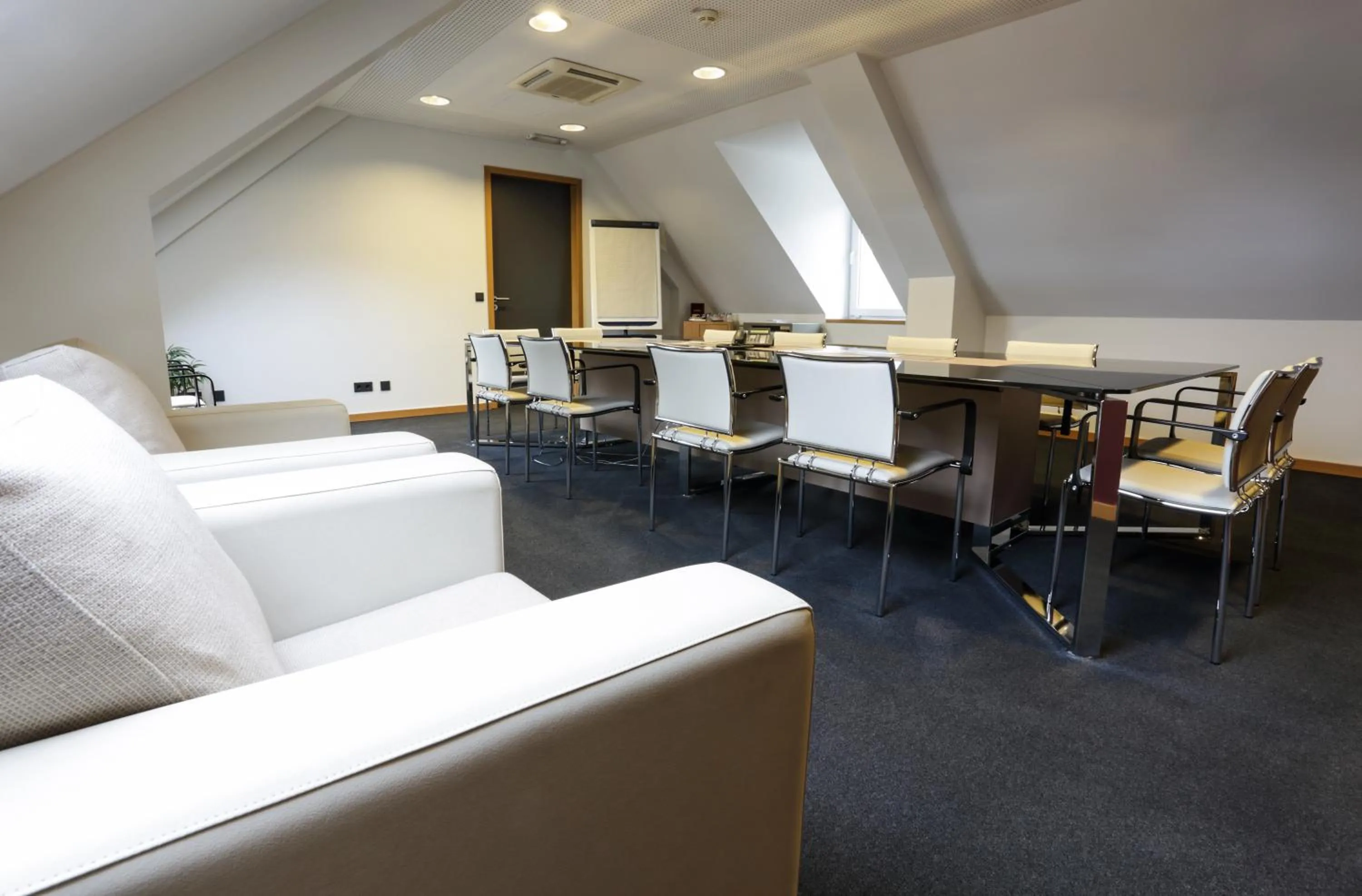 Business facilities in Hotel-Résidence Am Klouschter