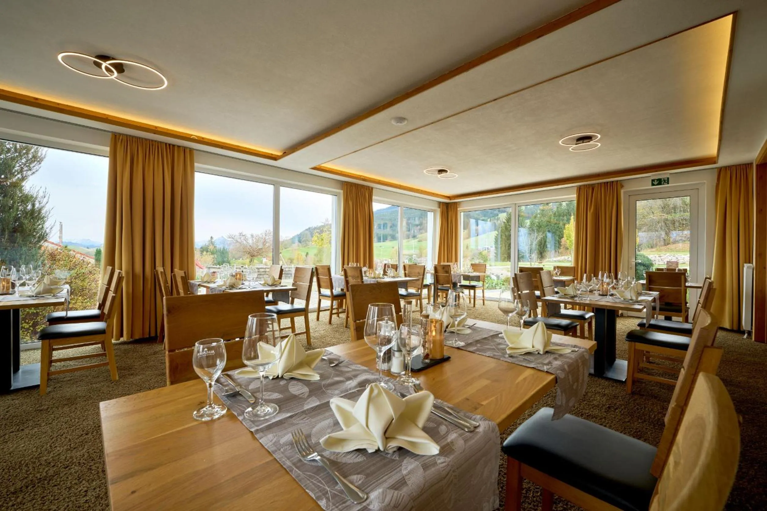 Restaurant/places to eat in Hotel Nesselwanger Hof