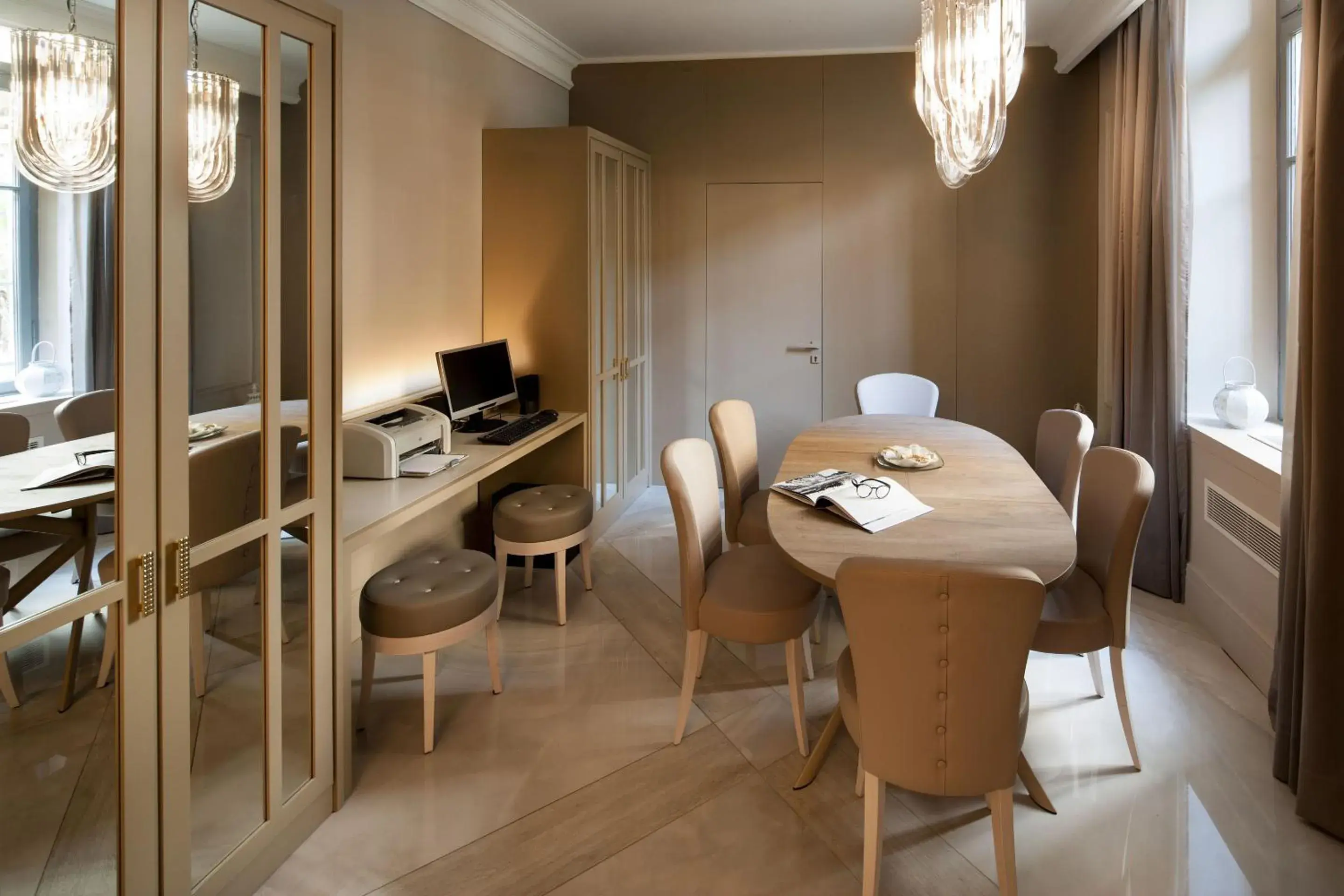 Communal lounge/ TV room, Dining Area in Hotel Dei Fiori Restaurant - Meeting & Spa