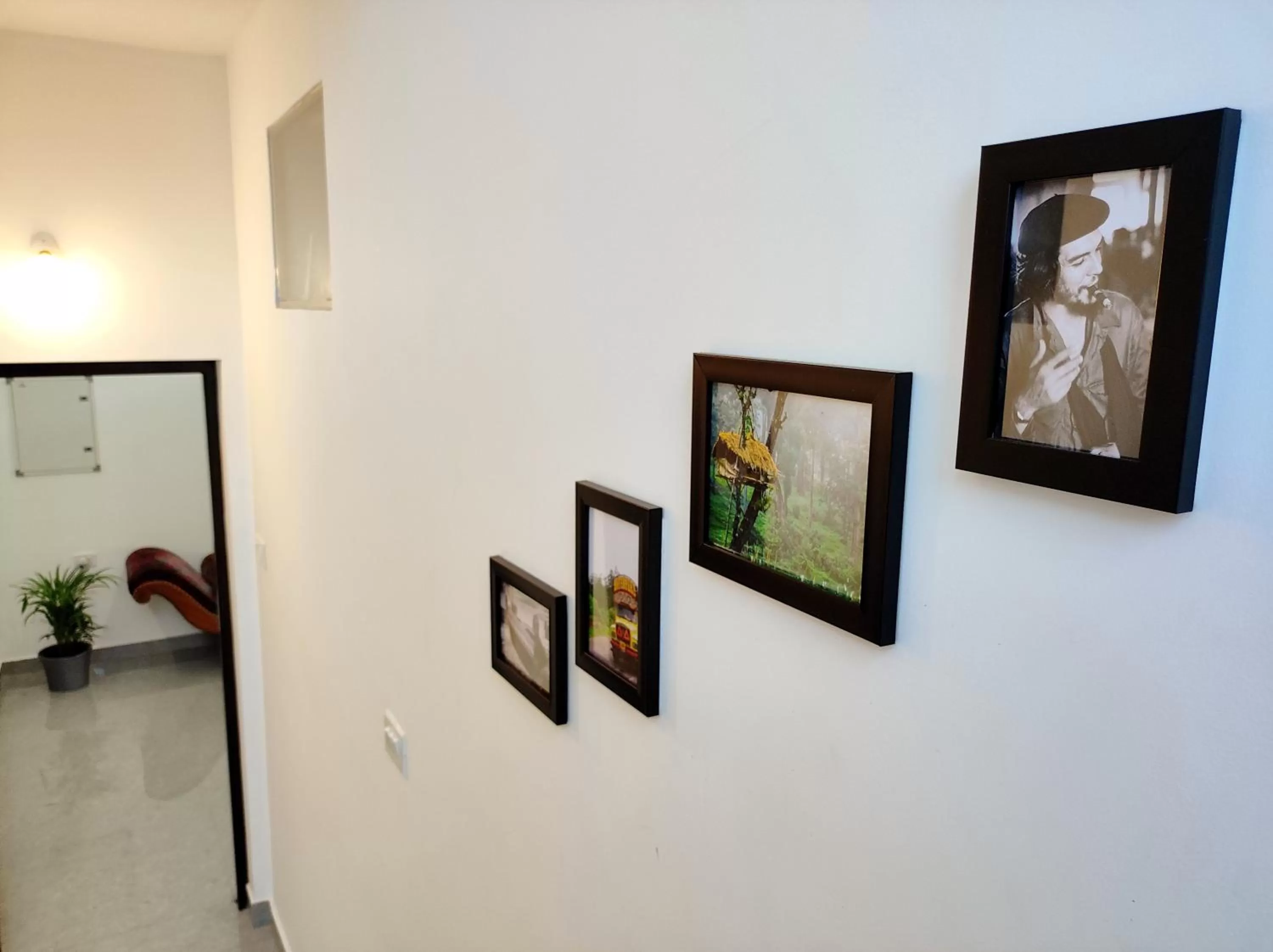 Decorative detail in Happy Buddha S4