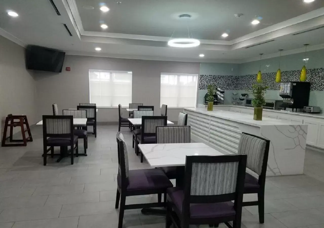 Breakfast in La Quinta by Wyndham Houston - Magnolia Breakfast in La Quinta by Wyndham Houston - Magnolia