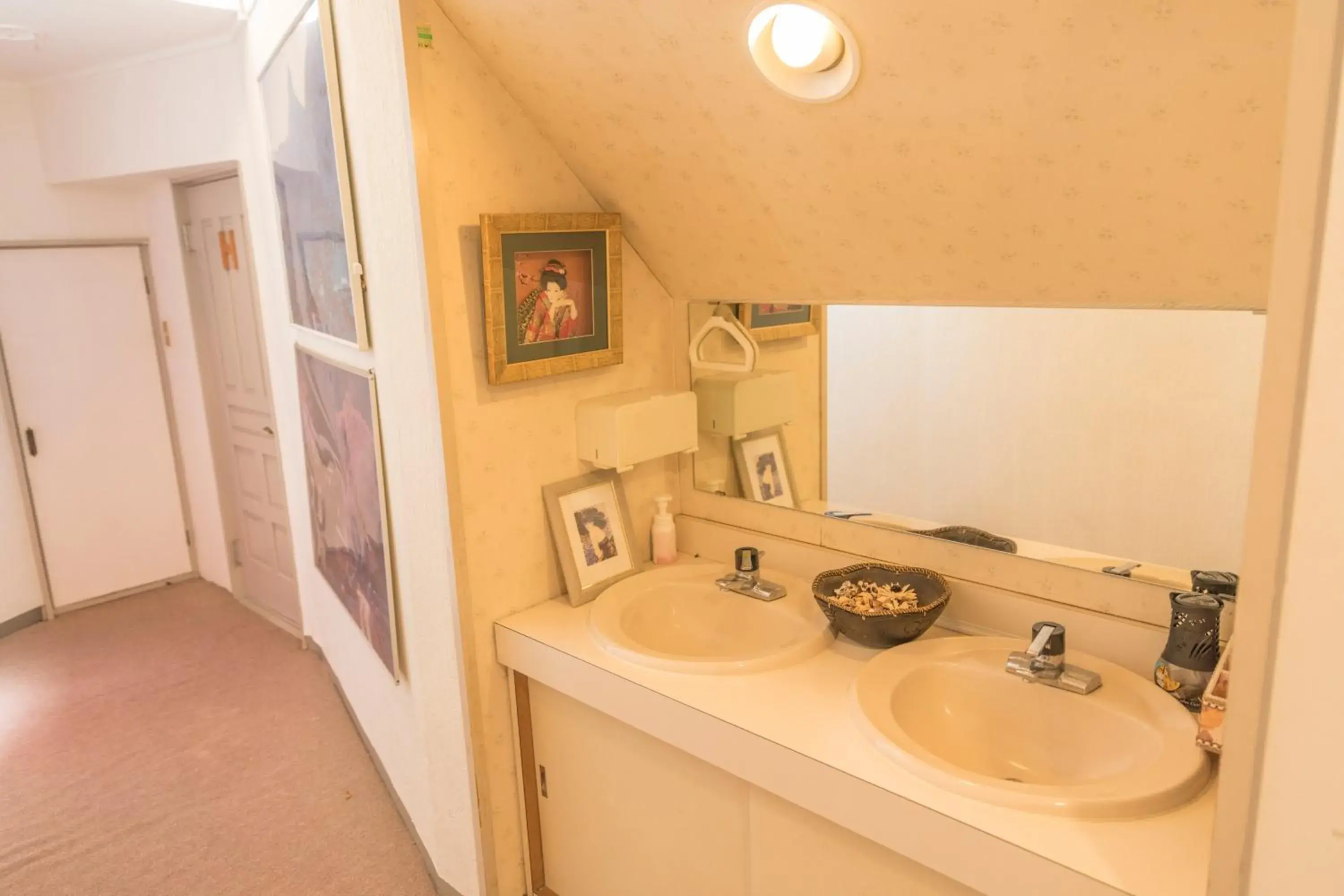 Bathroom in Nikko Park Lodge Mountain Side