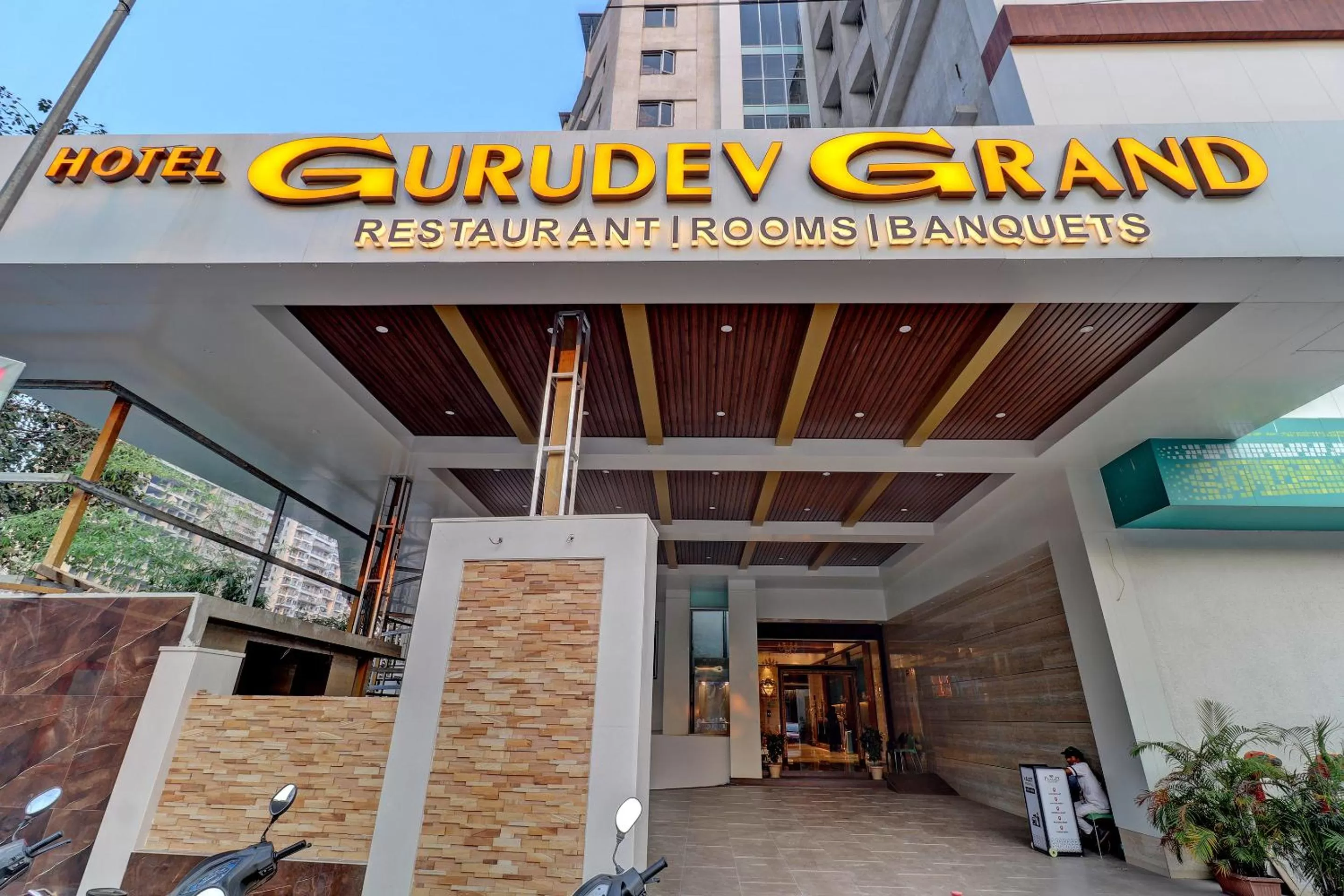 Facade/entrance, Property Logo/Sign in Hotel Gurudev Grand