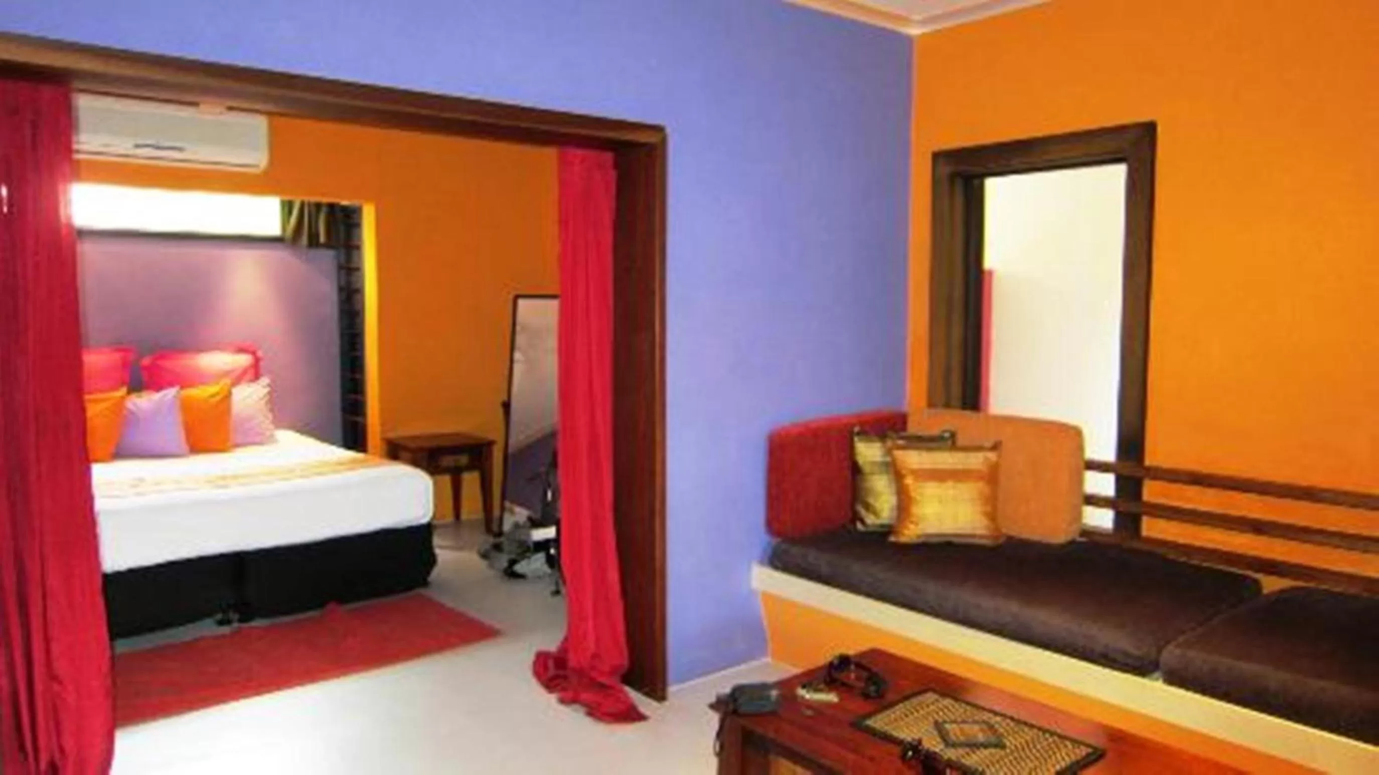 Photo of the whole room, Bed in Pink Flamingo Resort