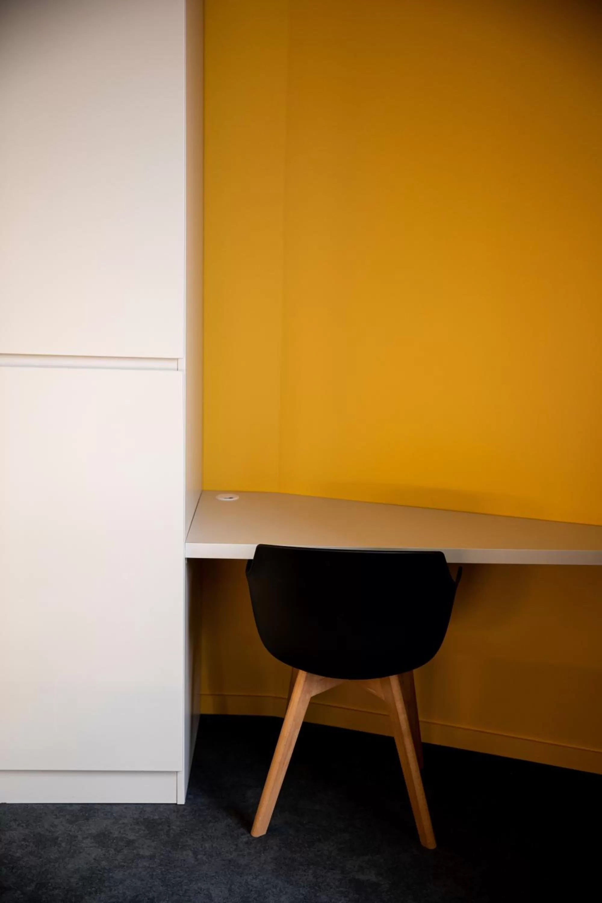 hair dresser in The People - Tours