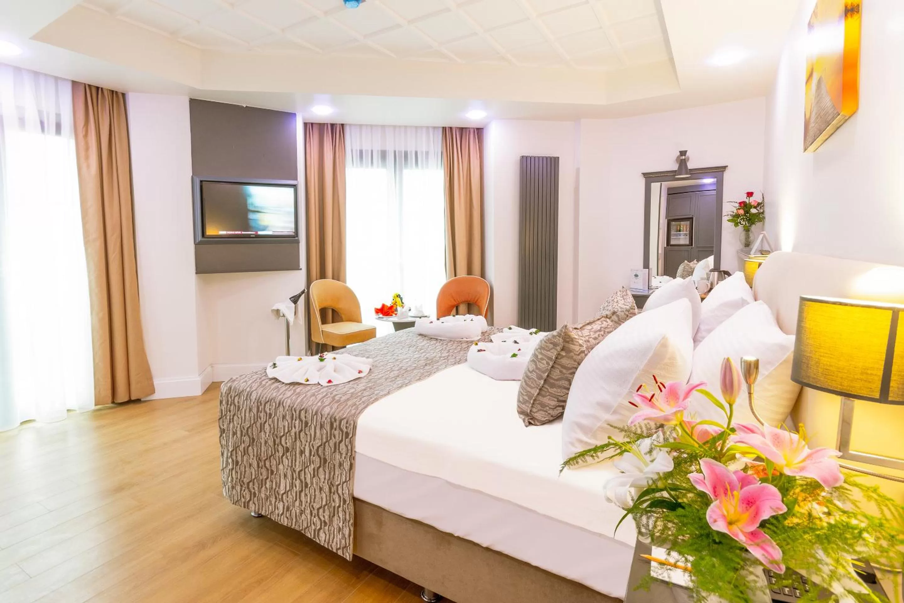 Bed in Antusa Design Hotel & Spa