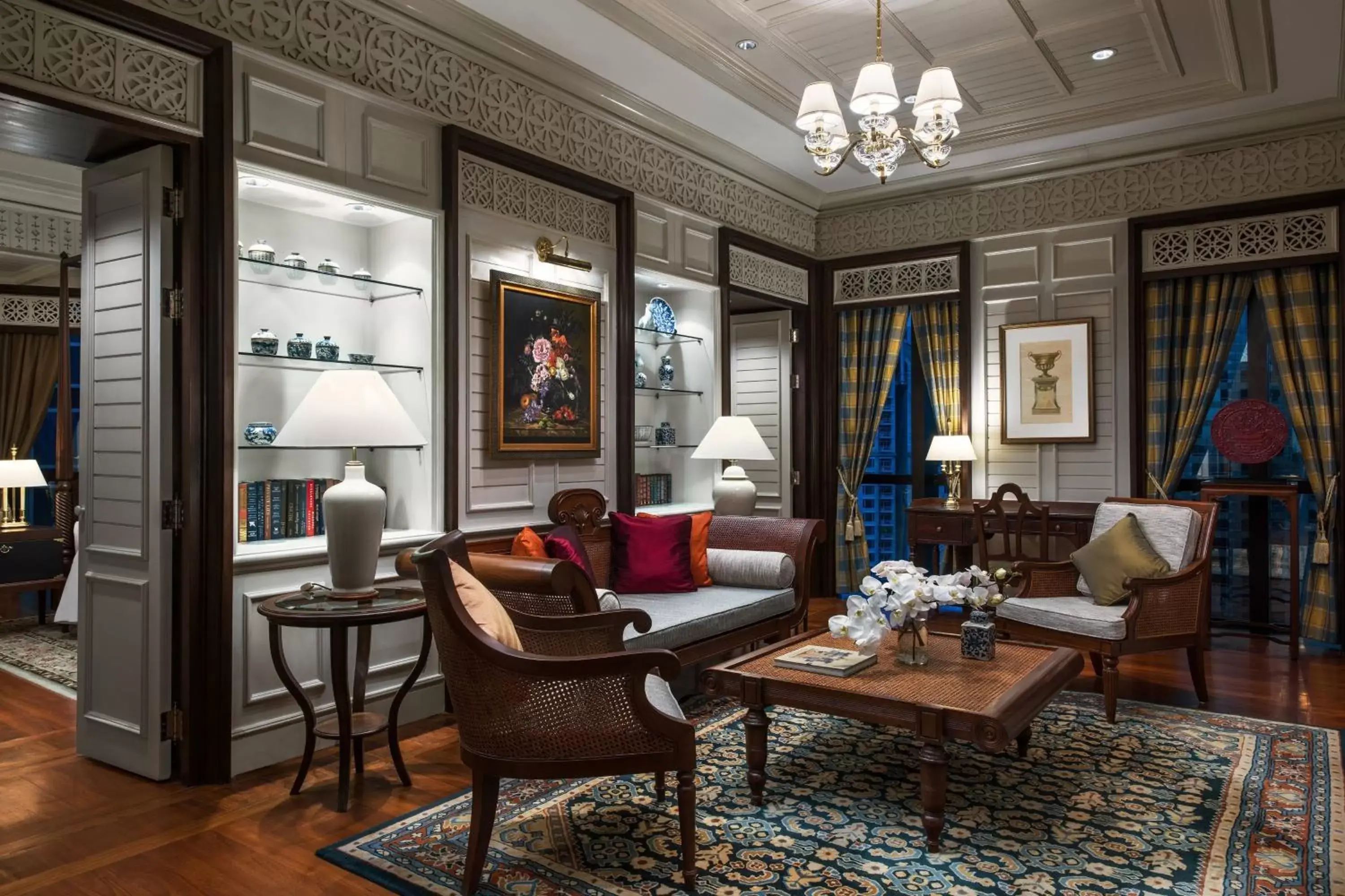 Living room, Seating Area in The Athenee Hotel, a Luxury Collection Hotel, Bangkok