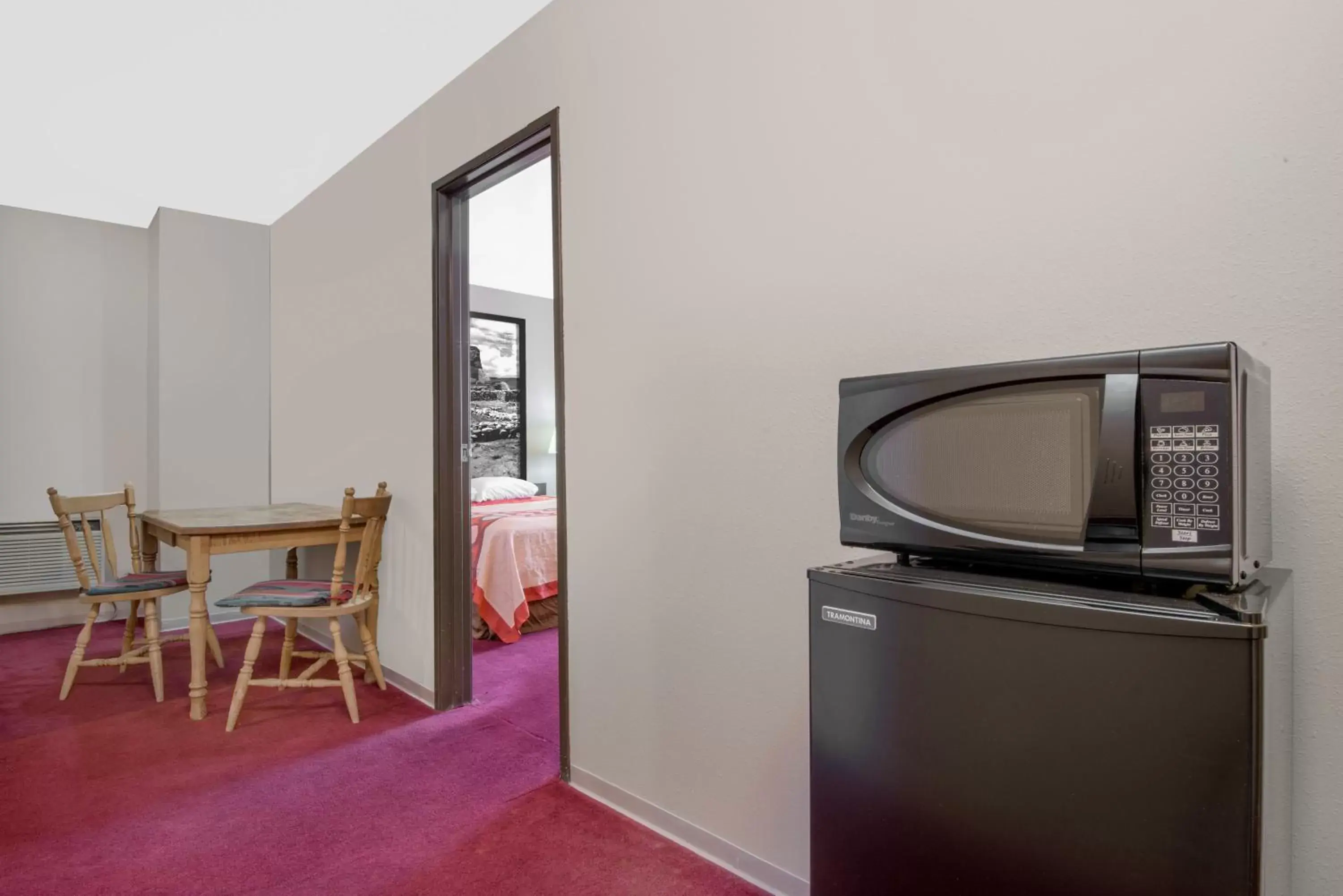 King Room - Mobility Access/Non-Smoking in Super 8 by Wyndham Taos