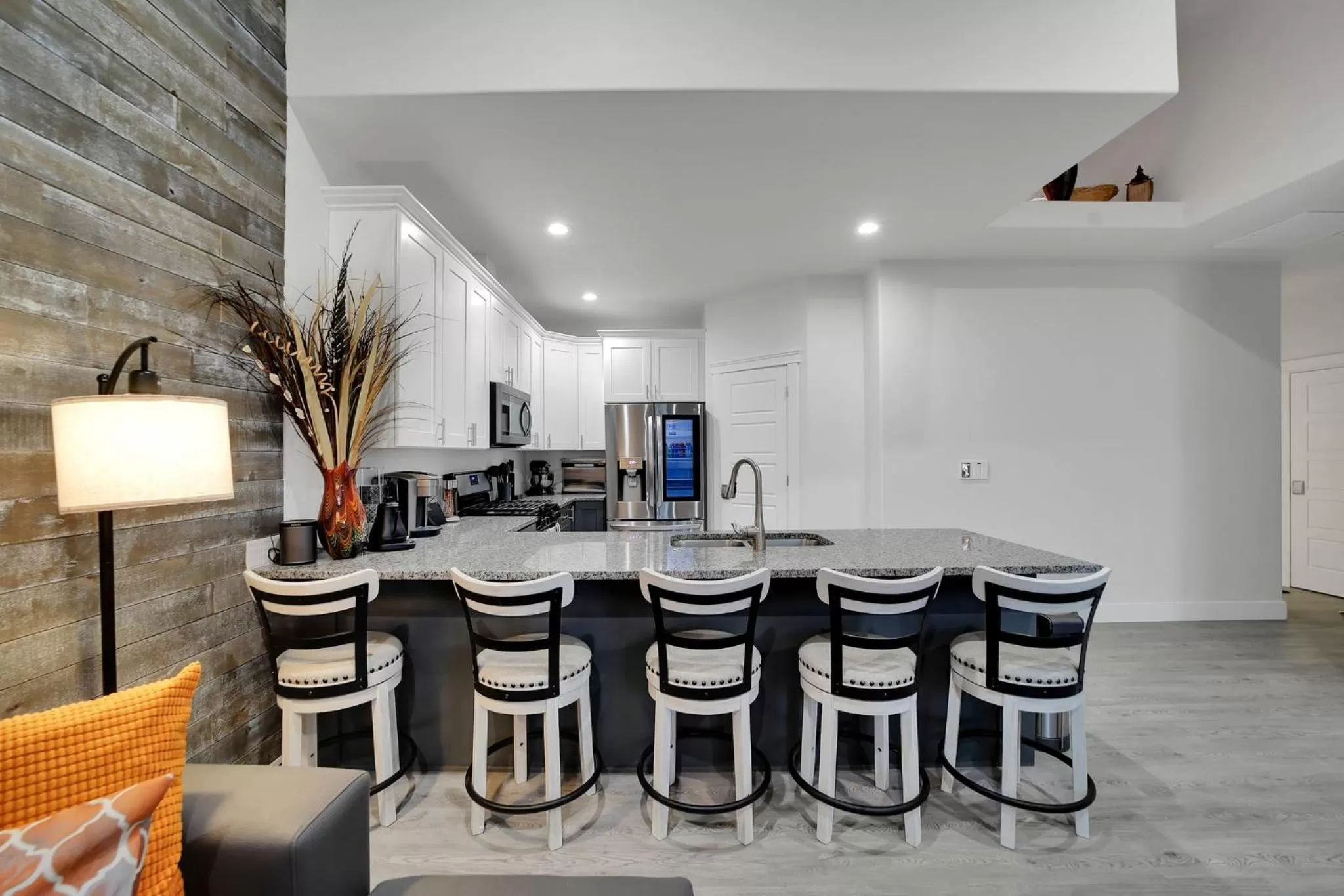 Kitchen or kitchenette in TJ Rancher - West Side Twin Falls