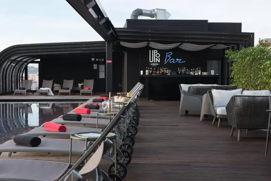 Lounge or bar, Restaurant/Places to Eat in Upon Lisbon Prime Residences