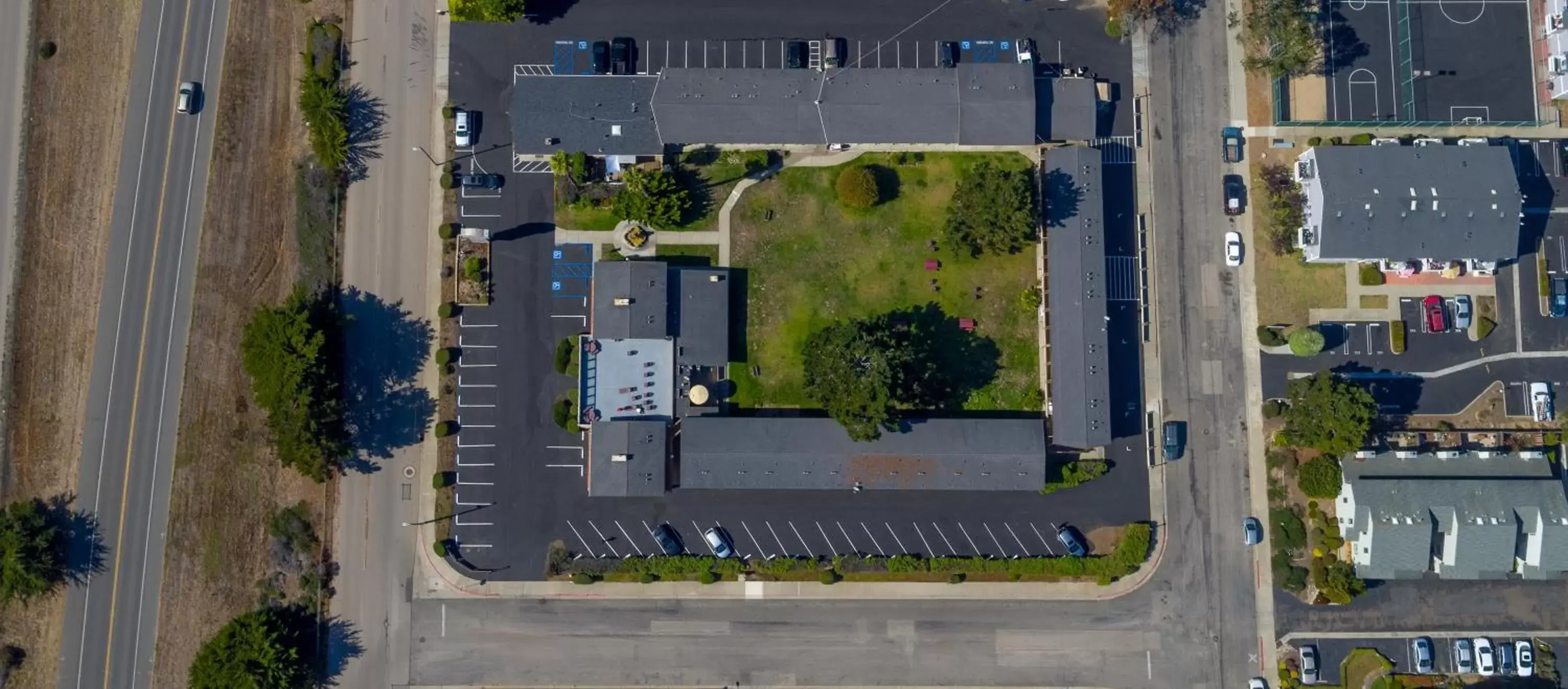 Bird's-eye View in Silver Surf Motel