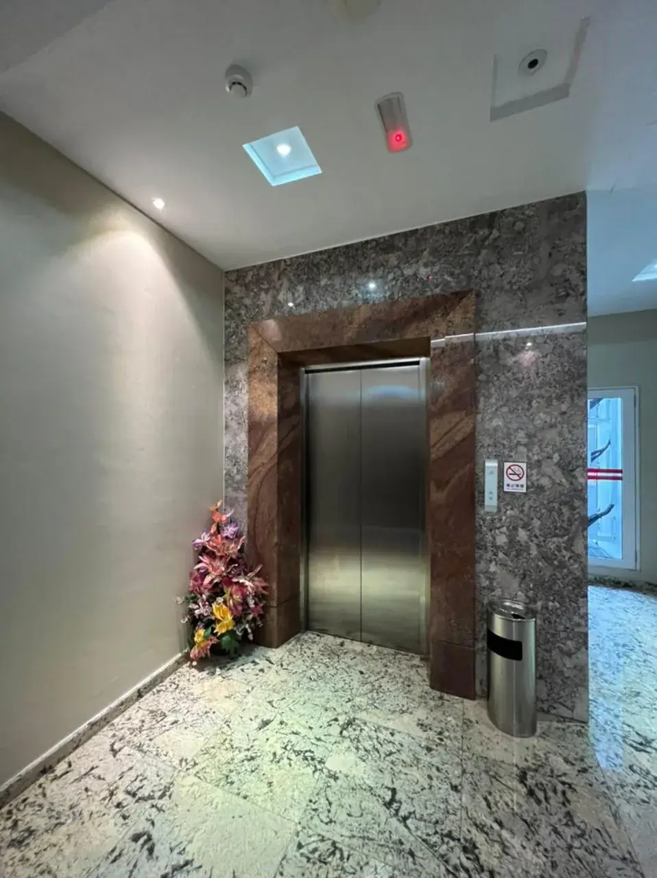 elevator in Nova Hotel