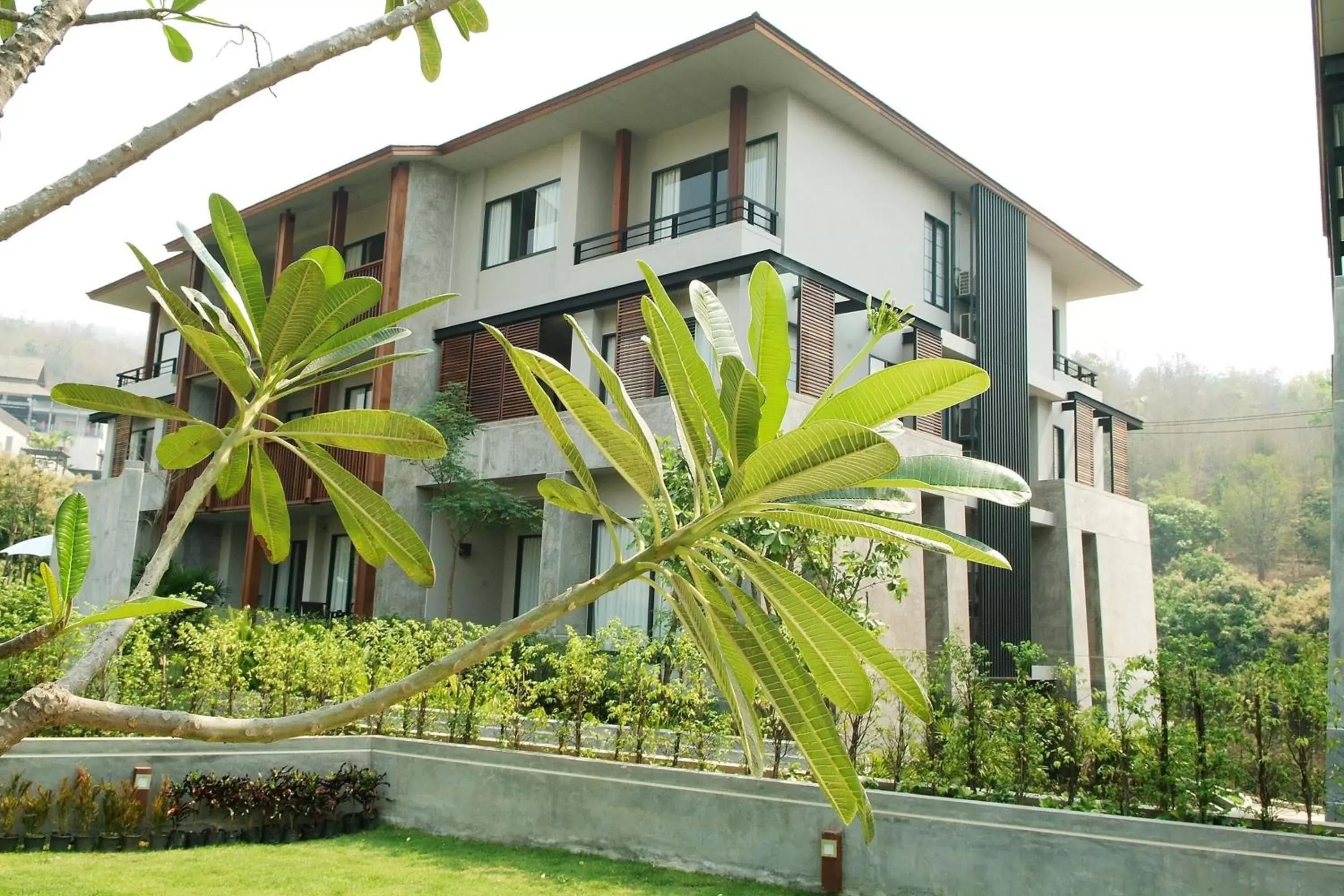 Facade/entrance, Property Building in Veranda High Residence