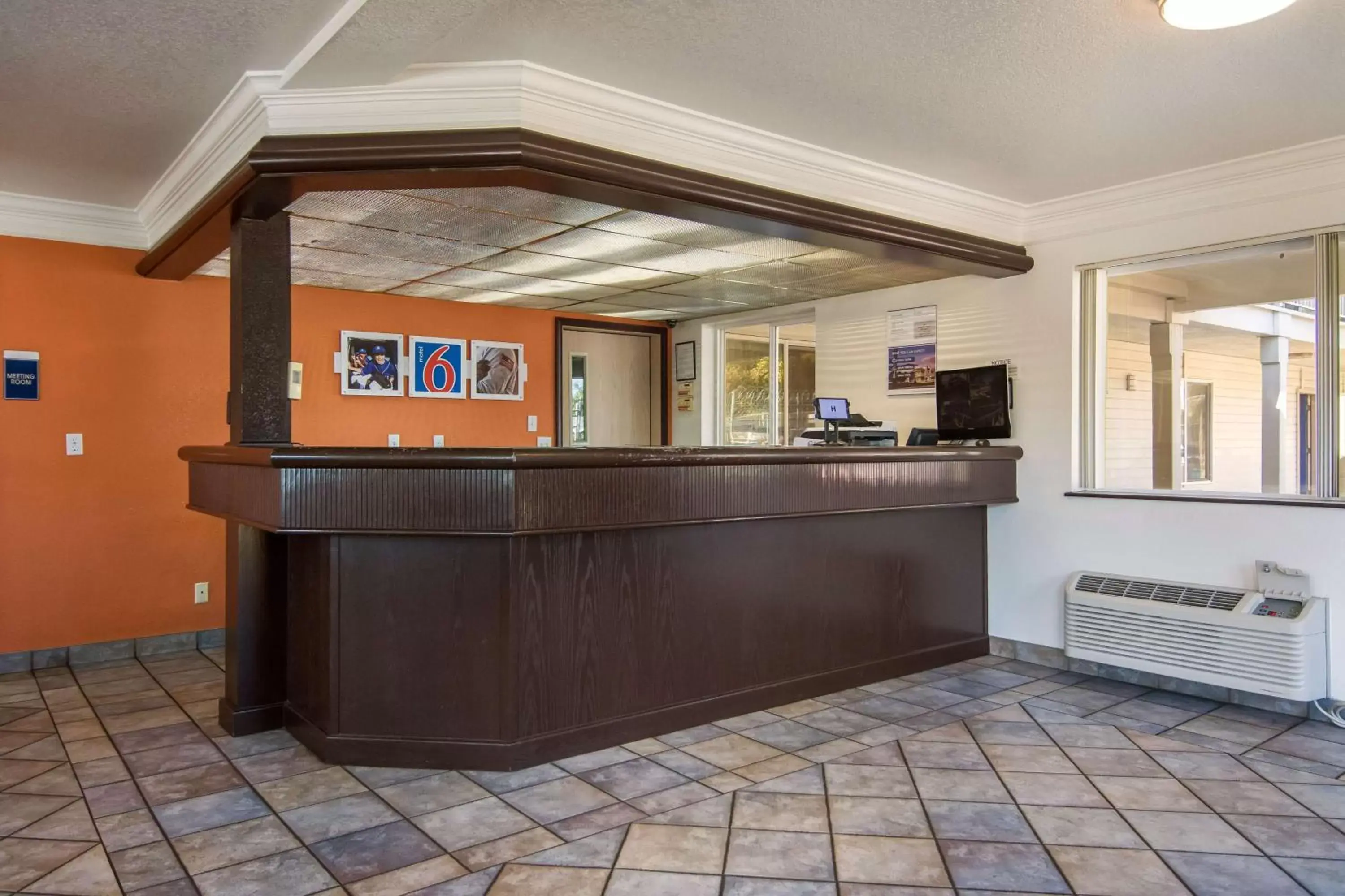 Property logo or sign in Motel 6 Portland Mall - 205 Property logo or sign in Motel 6 Portland Mall - 205