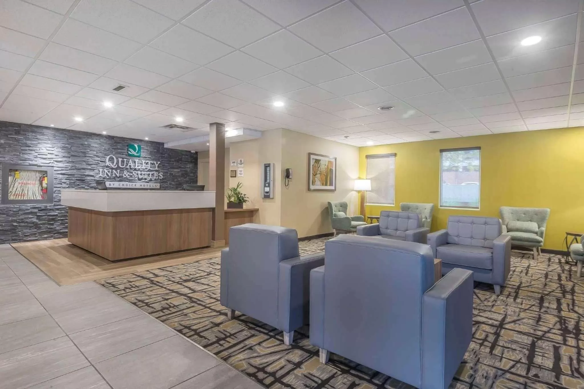 Lobby or reception in Quality Inn & Suites Windsor - Downtown