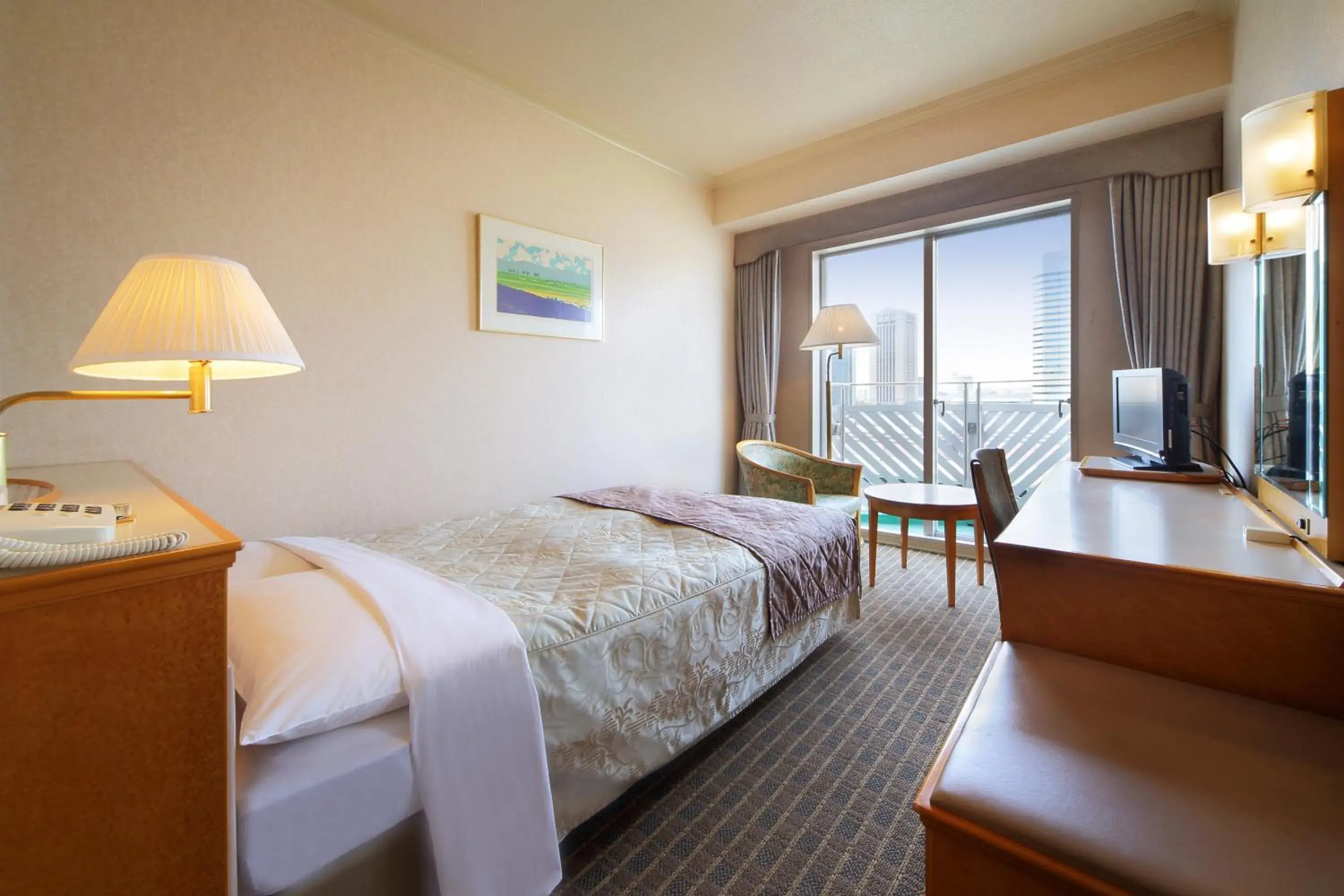 Photo of the whole room, Bed in Hotel Springs Makuhari