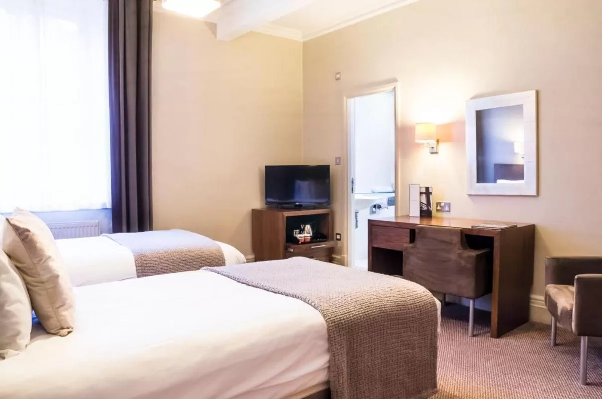 Twin Room  in The Met Hotel Leeds - Newly Refurbished