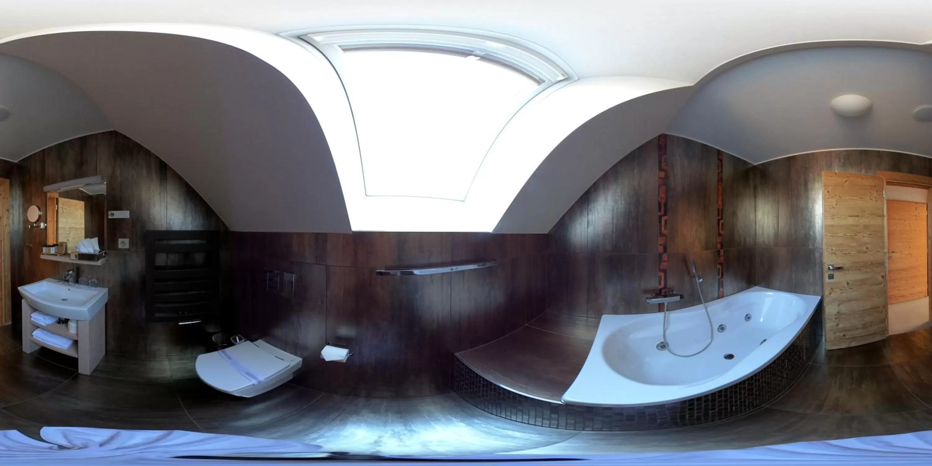 Bathroom, Bed in APLEND Hotel Kukučka