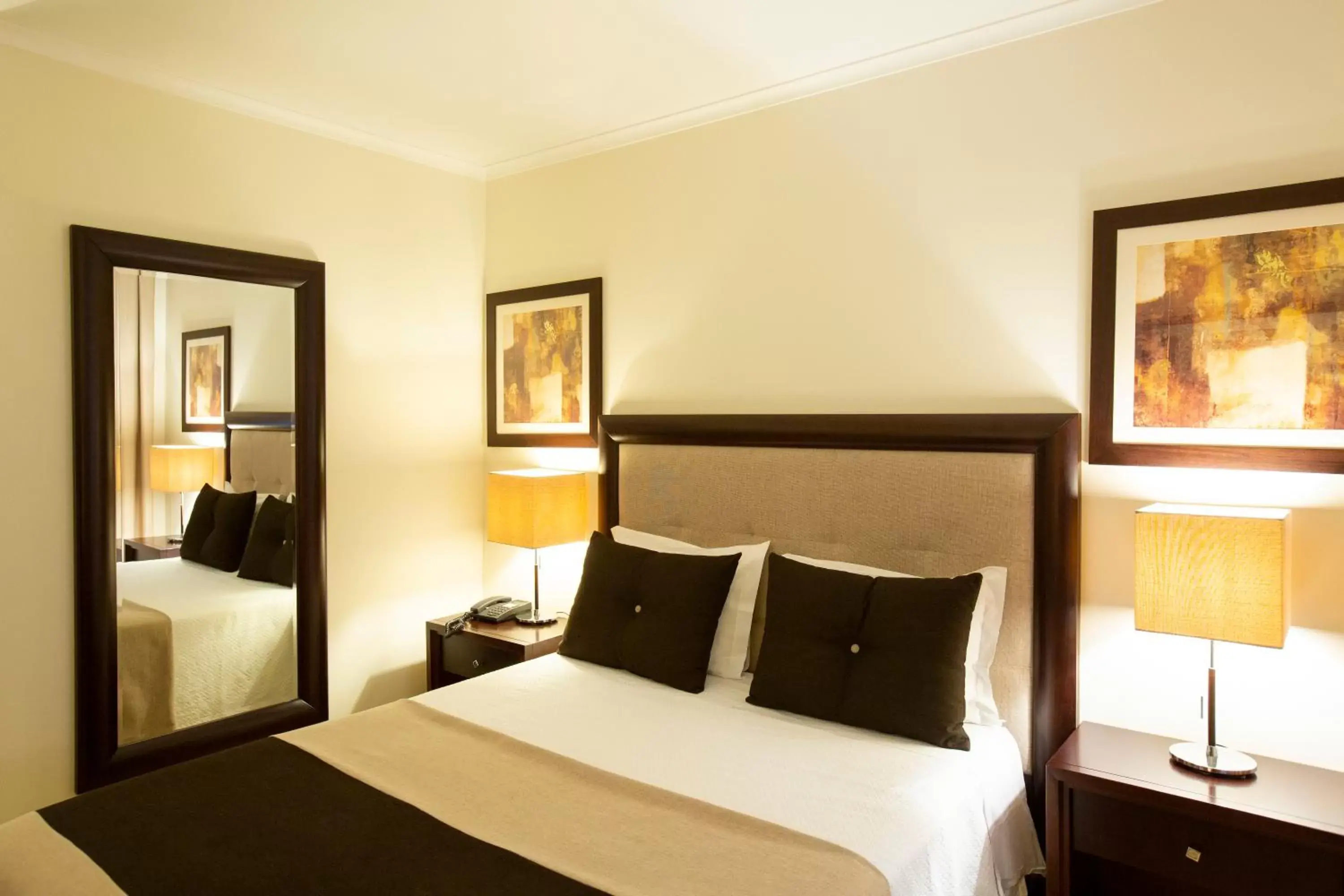Bedroom, Bed in Veneza Hotel