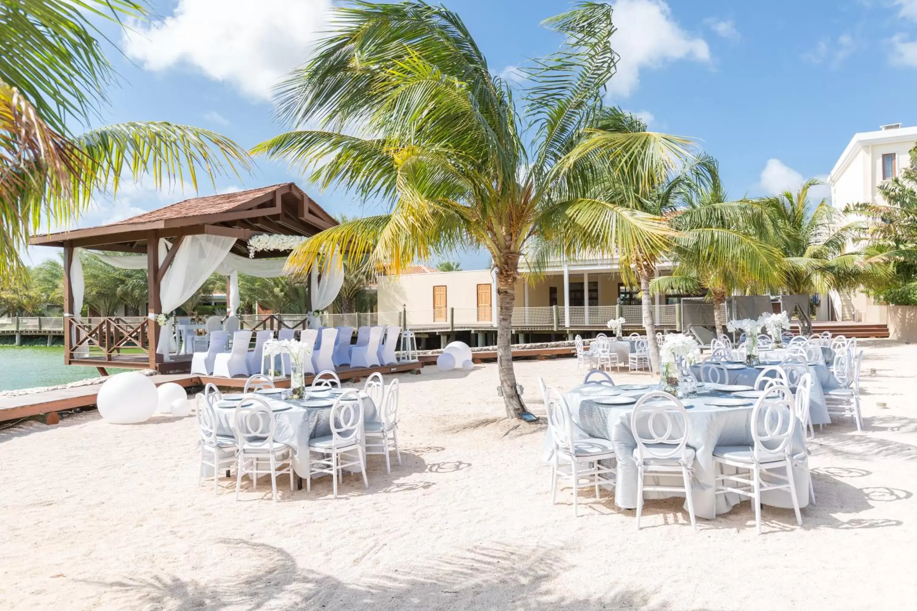 Business facilities, Restaurant/Places to Eat in Acoya Curacao Resort, Villas & Spa