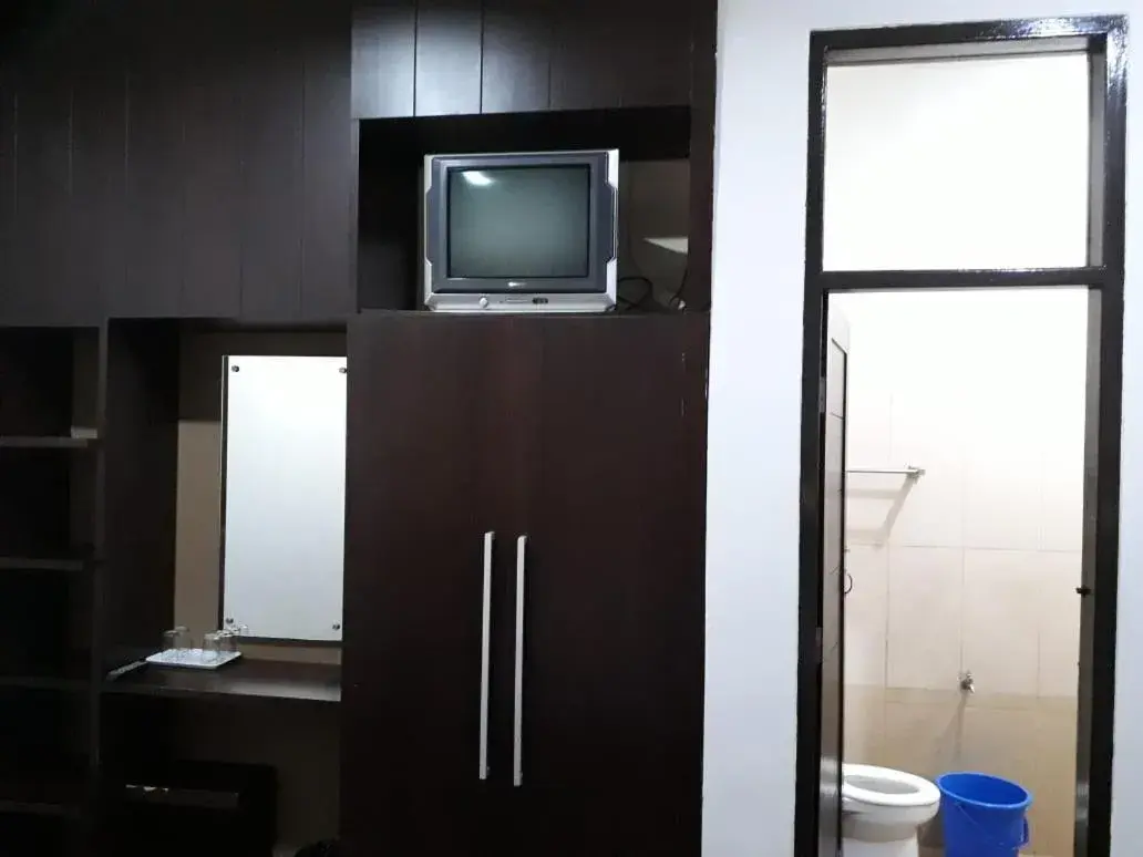 TV/Entertainment Center in Hotel Bumi Makmur Indah Lembang