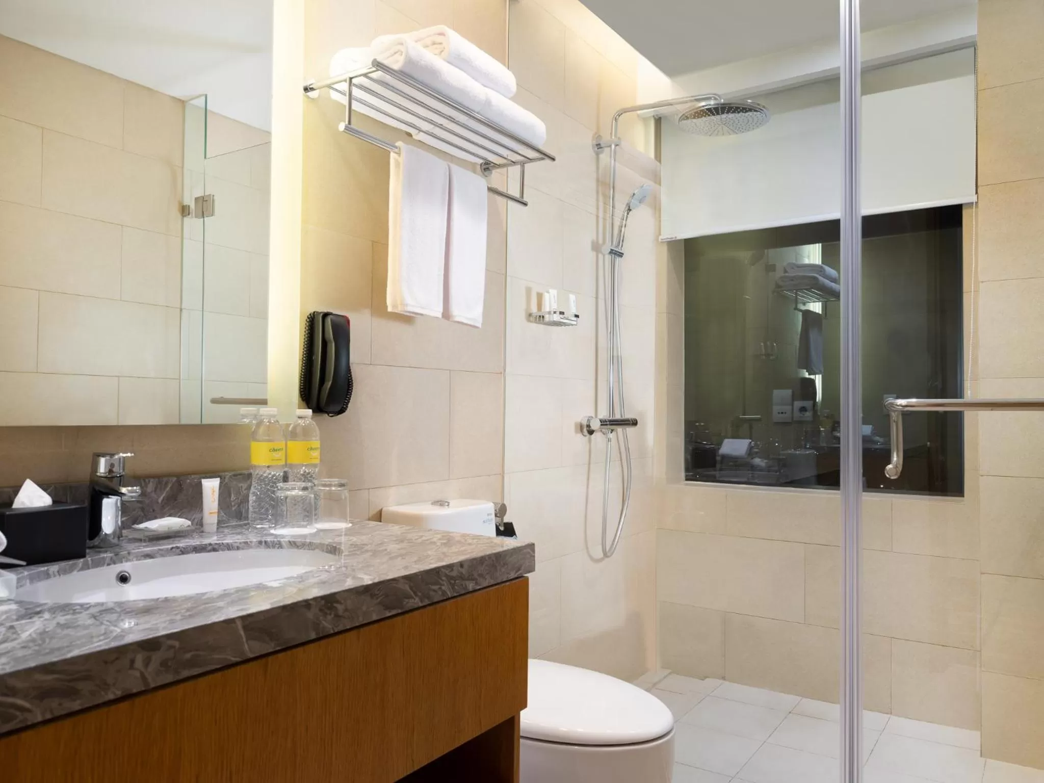Shower in Holiday Inn & Suites Jakarta Gajah Mada by IHG