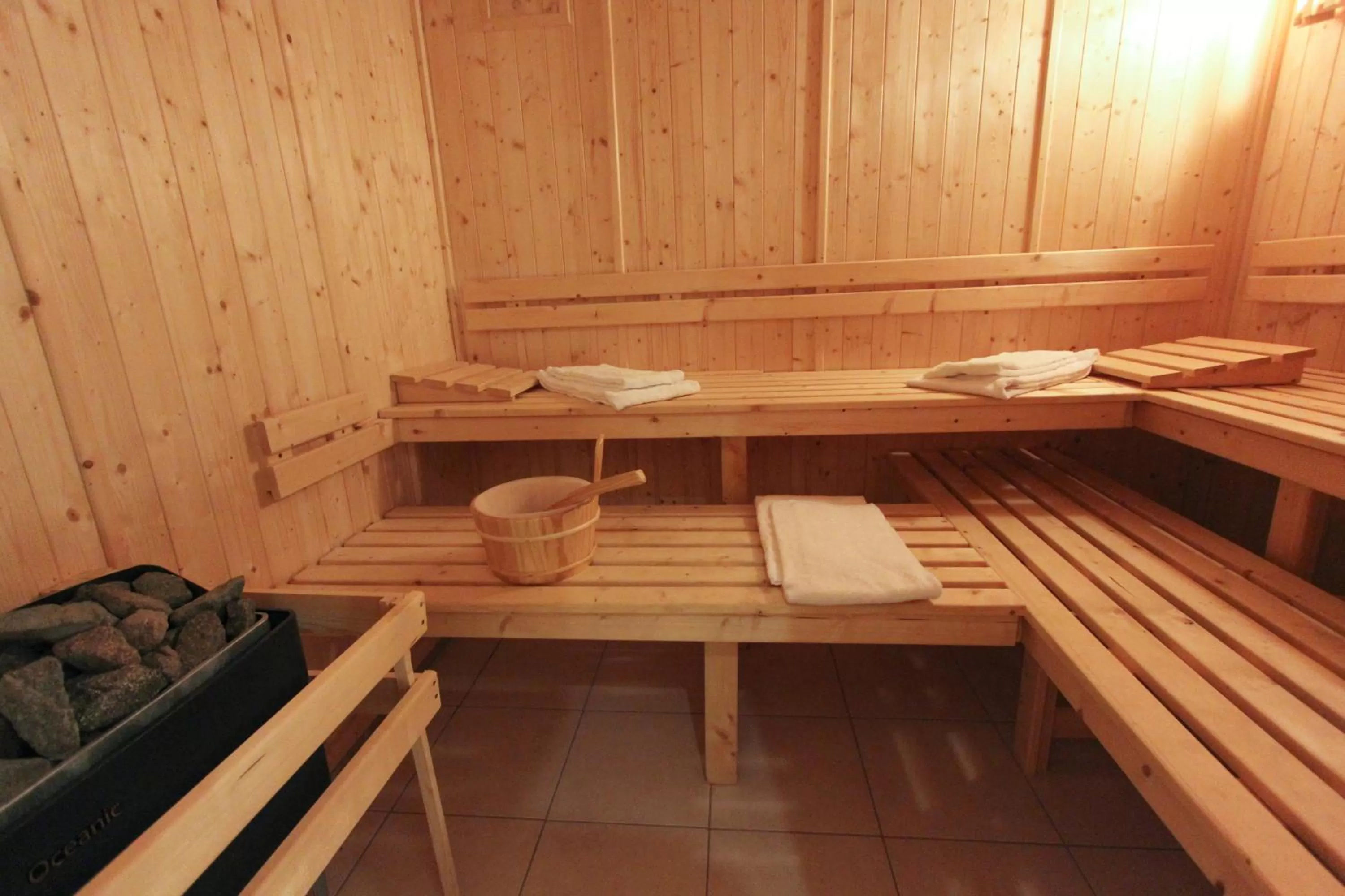 Spa and wellness centre/facilities in Comfort Aparthotel Antibes Le Maestria