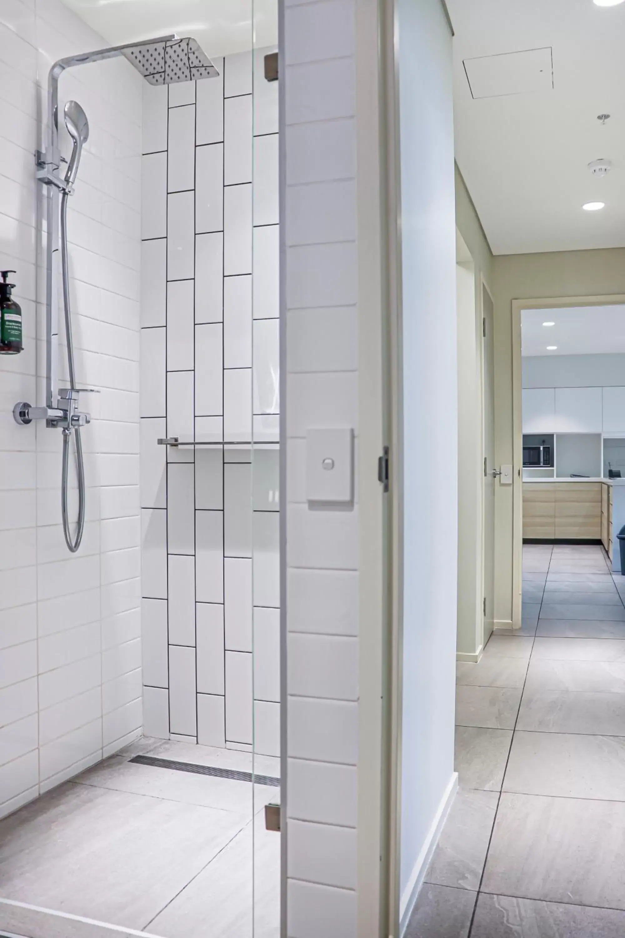 Shower, Bathroom in Crowne Plaza Residences Port Moresby, an IHG Hotel