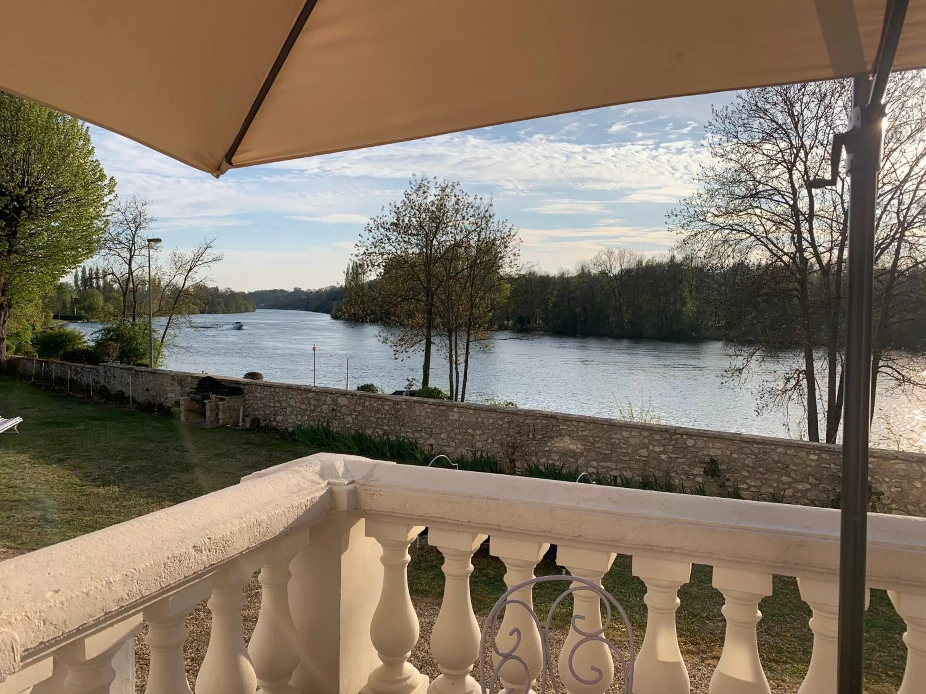 River view in La Grande Maison