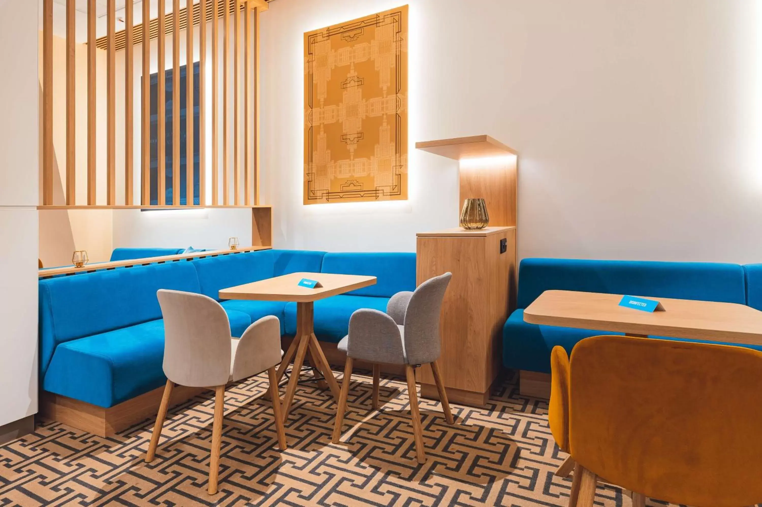 Dining area in Hampton By Hilton Warsaw Reduta